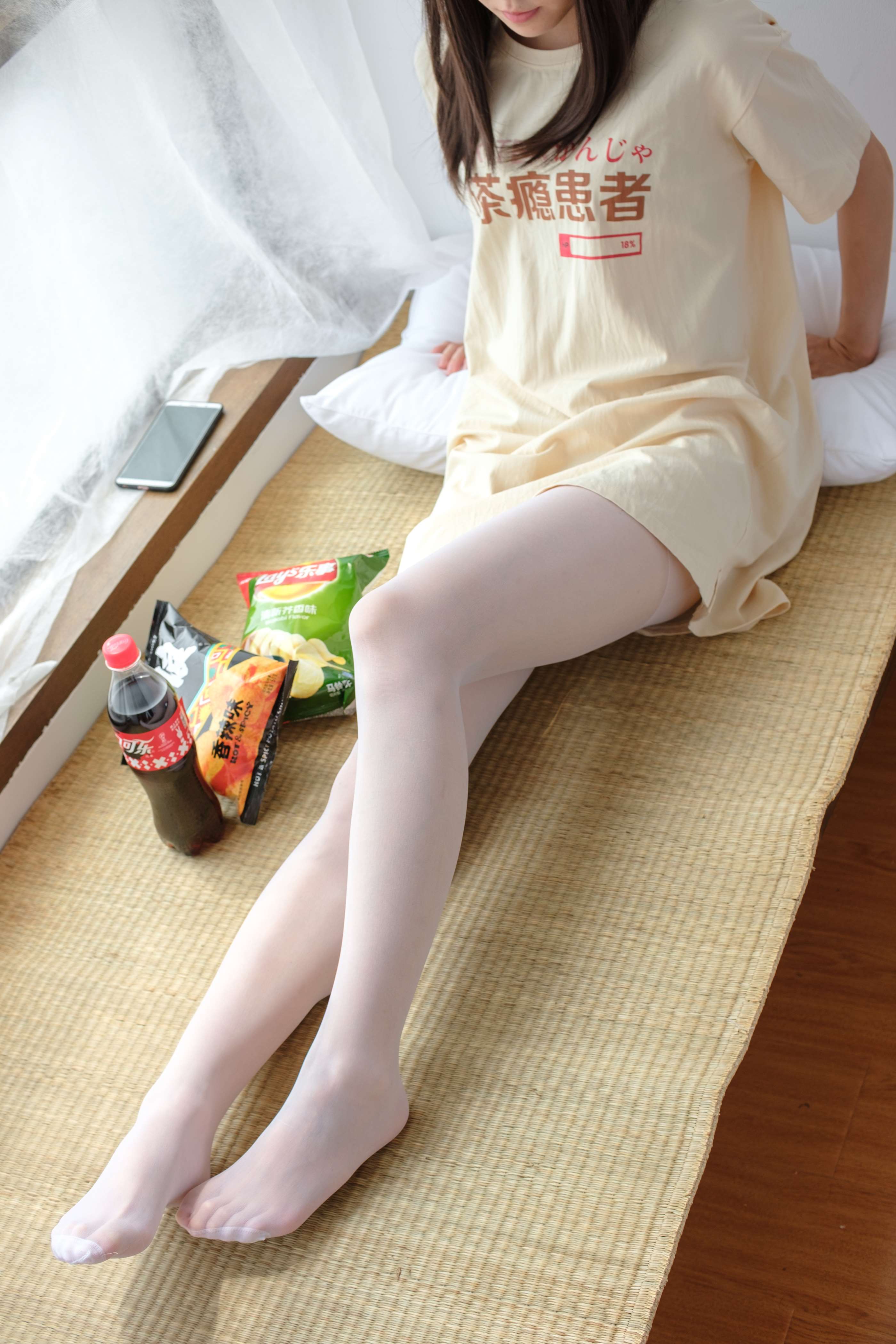 SSR-010 凉席上的白丝美足少女 [88P-978MB]