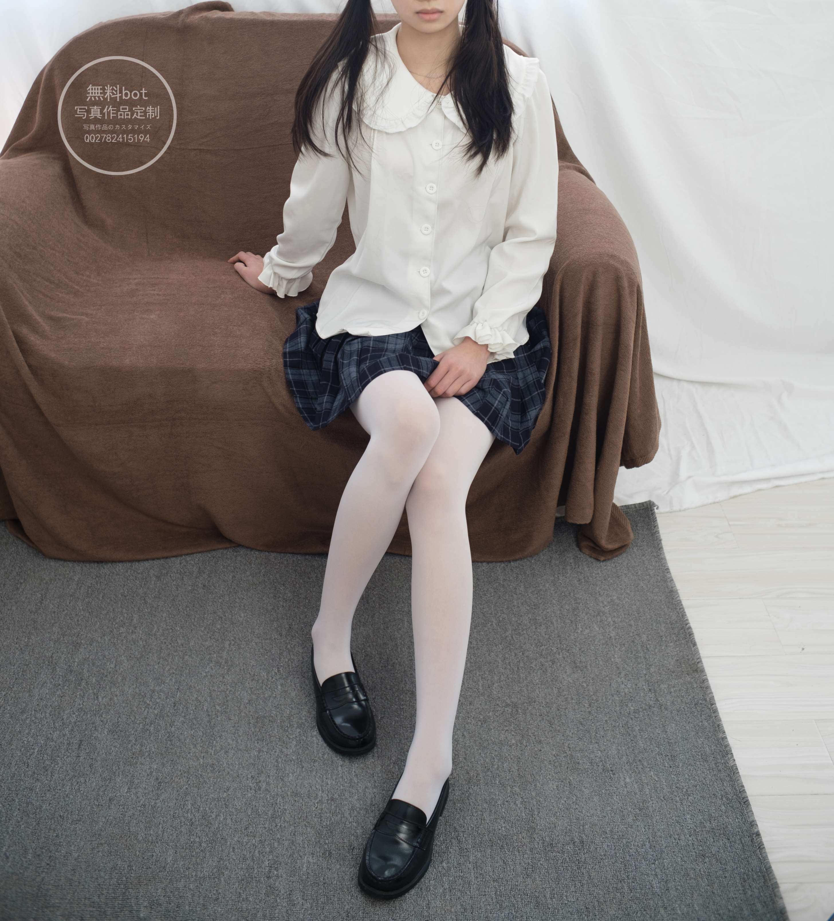 有料 NO.018 吸吸 白丝少女的百褶裙 [71P／802MB]