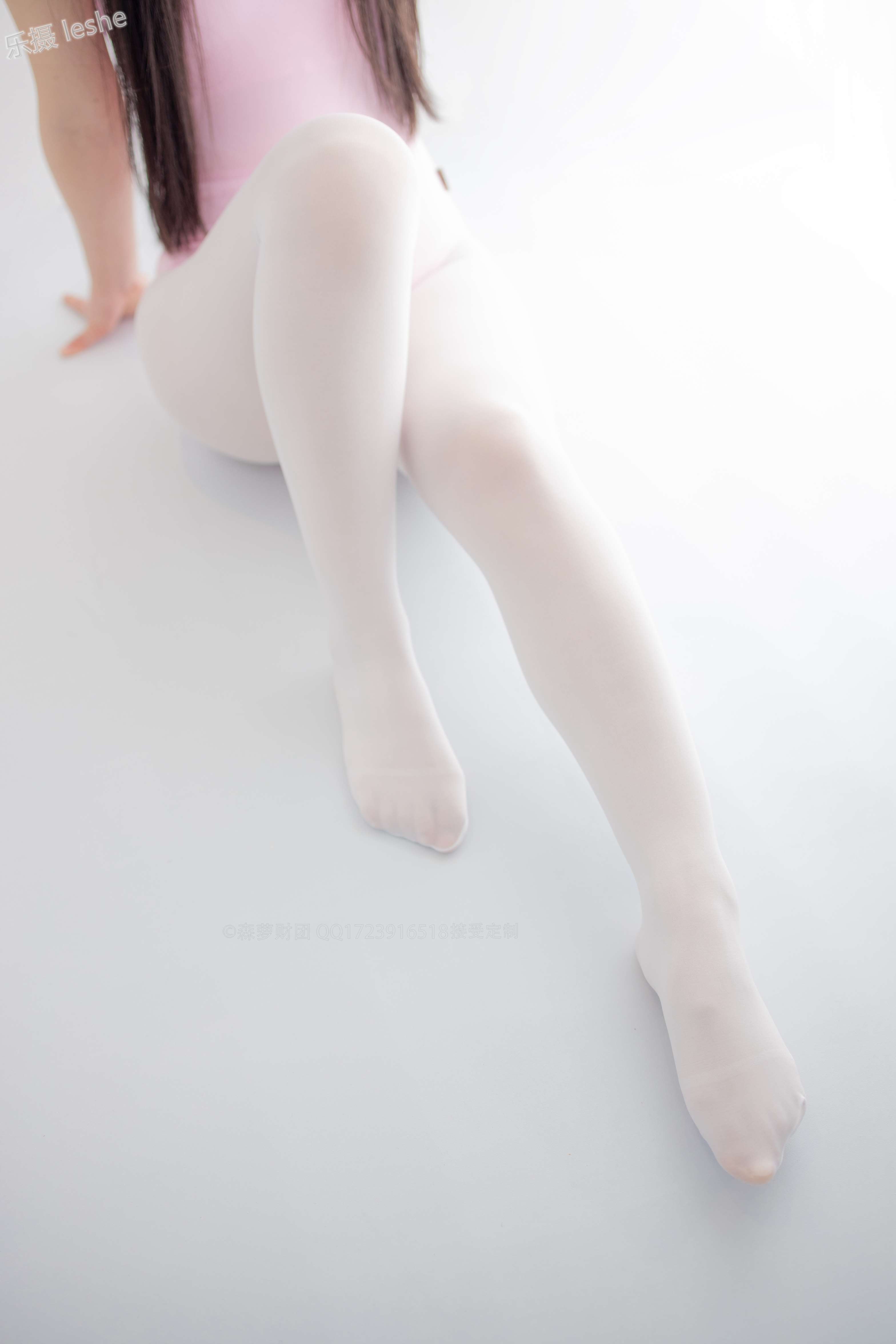 X-053 50D白丝练功服百合踩物 [103P1V-2.28GB]