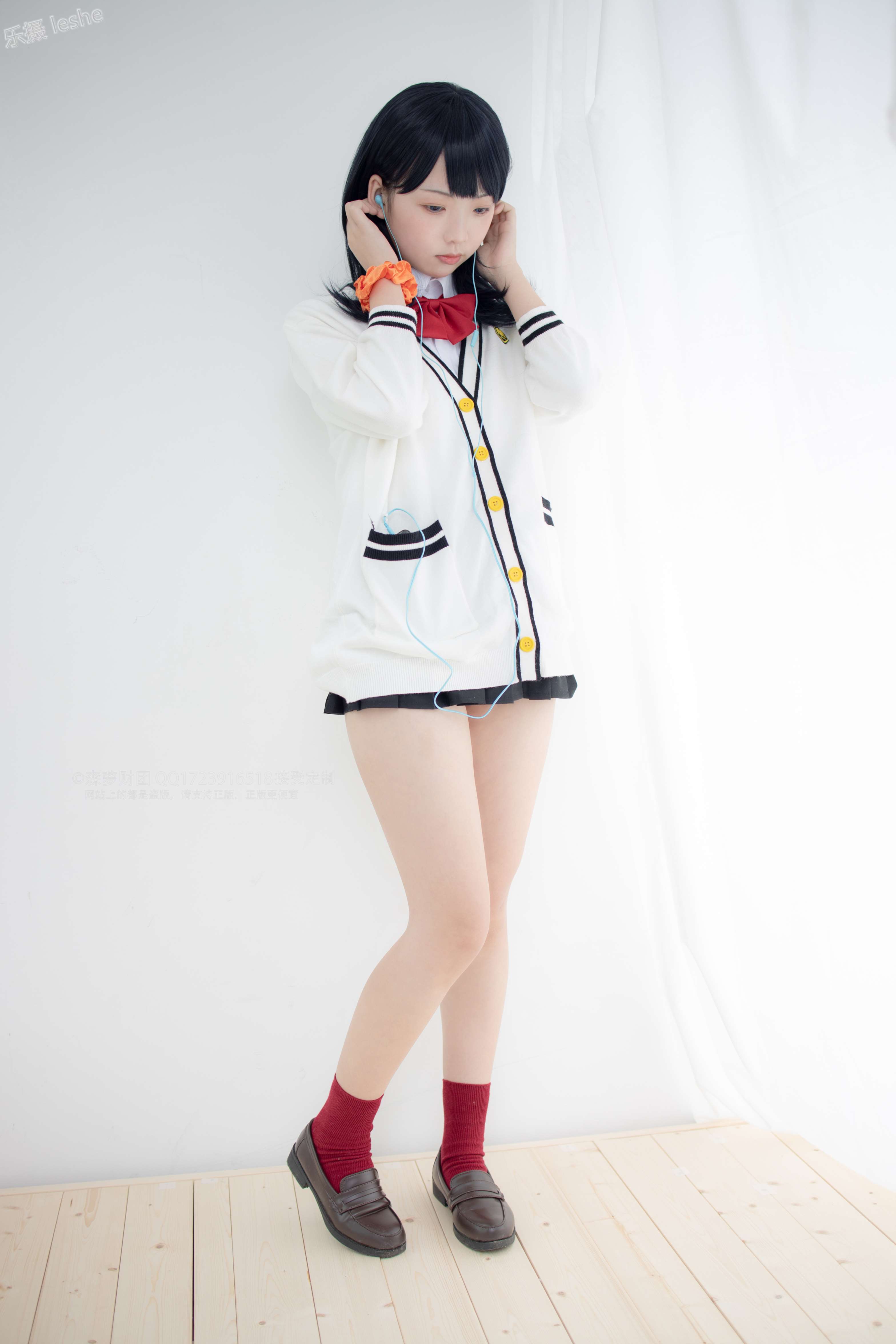X-055 20D肉丝短棉袜踩物 [93P1V-2.41GB]