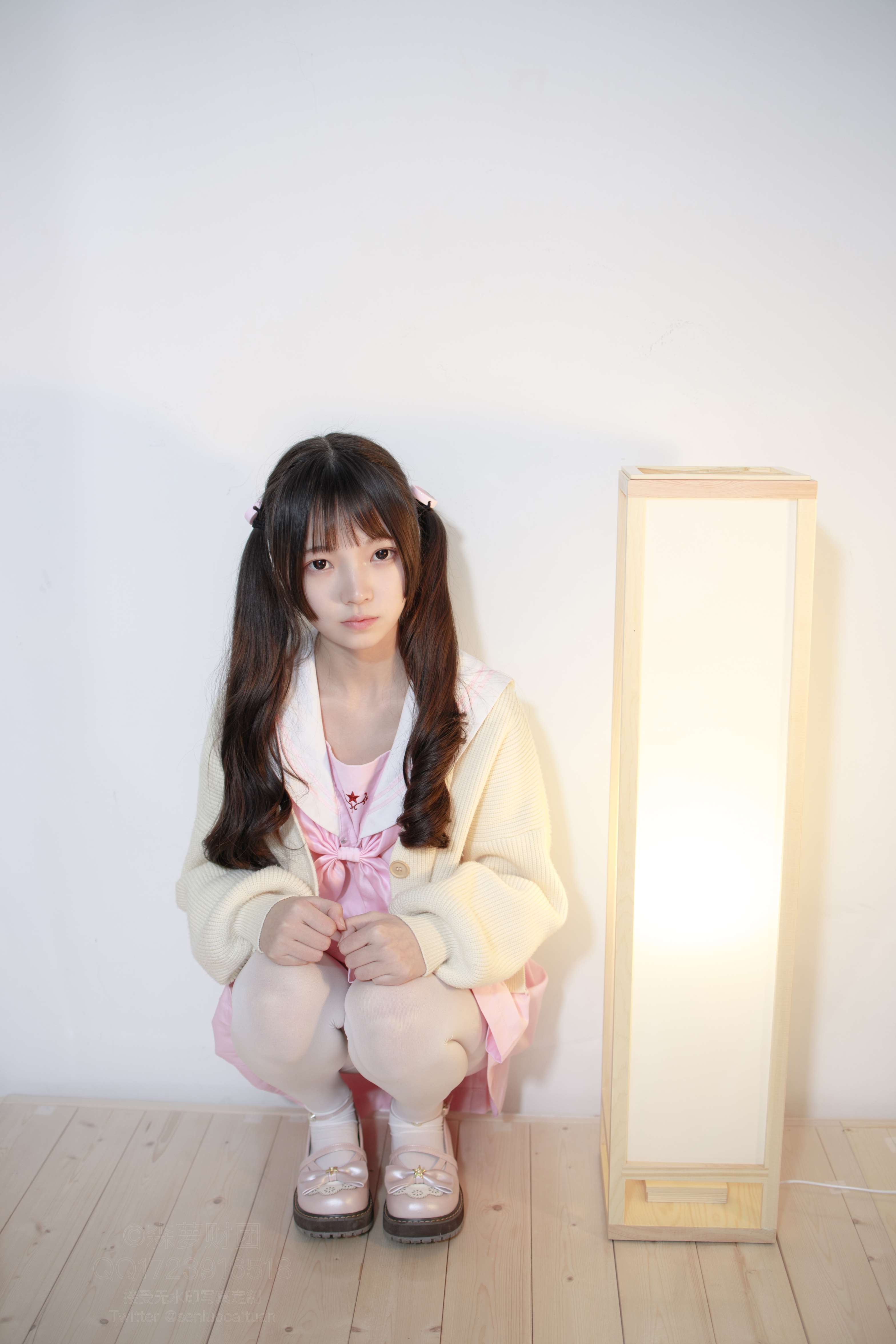 X-059 萝莉白丝80D [97P1V-2.52GB]