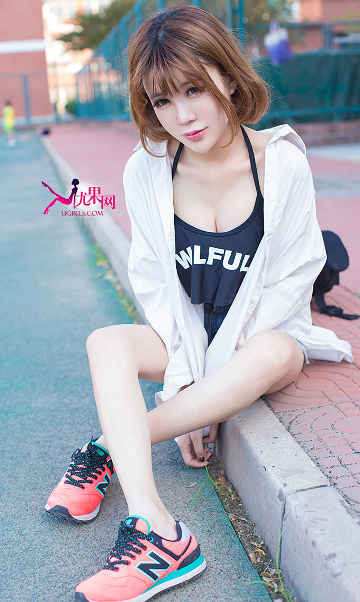 令孜昕Alin《阳光在边缘 明媚的笑脸》 UGirls 爱尤物 No.054 [40P]