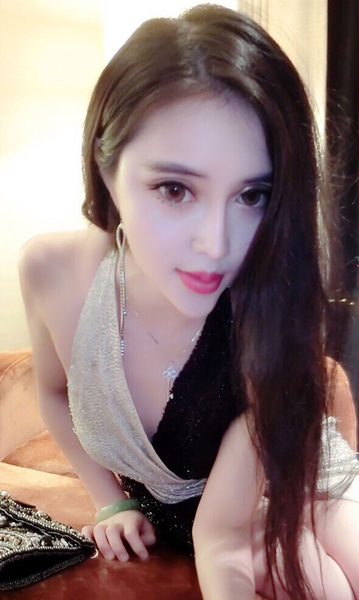 李丁丁《媚眼萌妹 香艳诱惑》 UGirls 爱尤物 No.041 [37P]