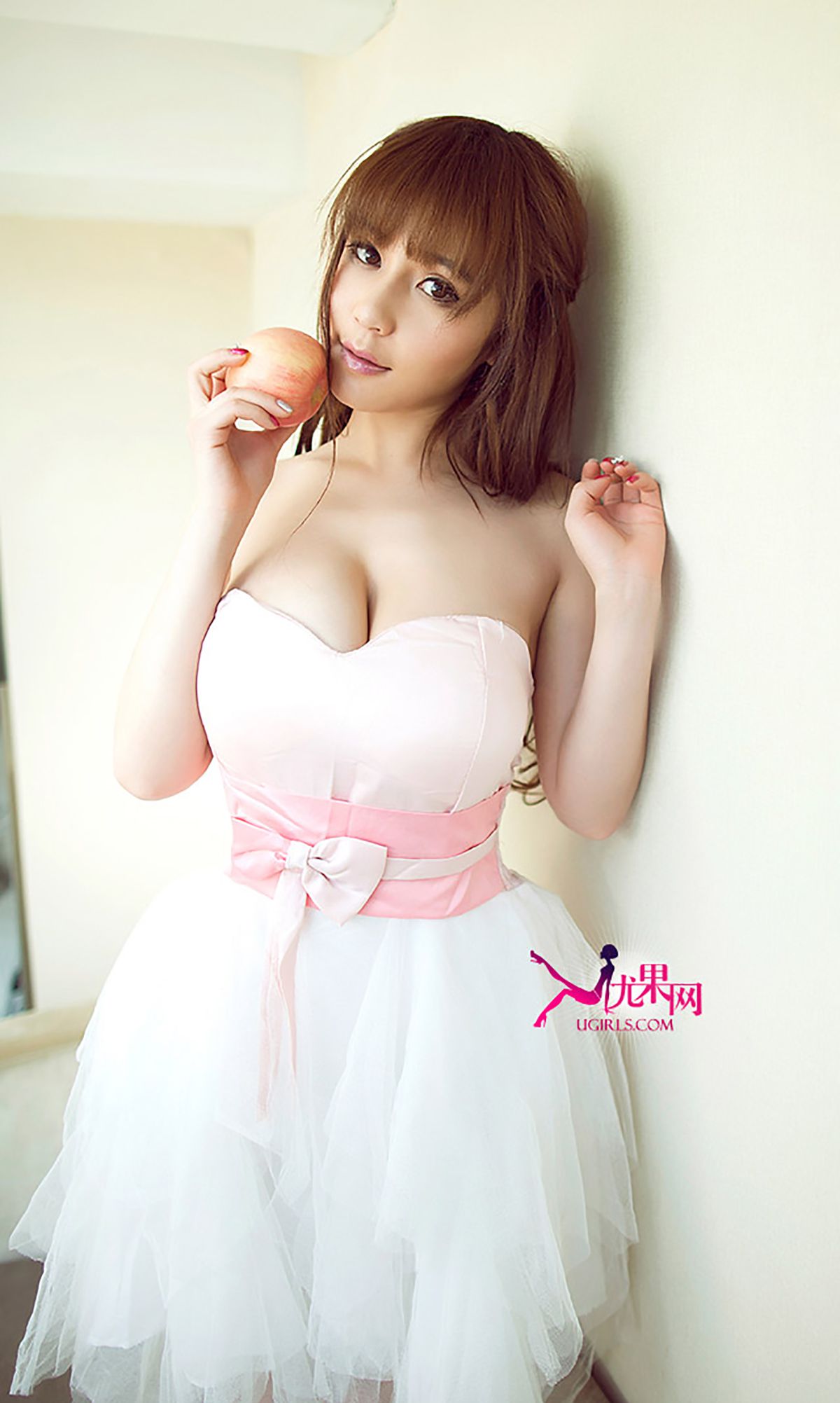 苏可可《童颜巨乳 娇俏可人》 UGirls 爱尤物 No.013 [39P]
