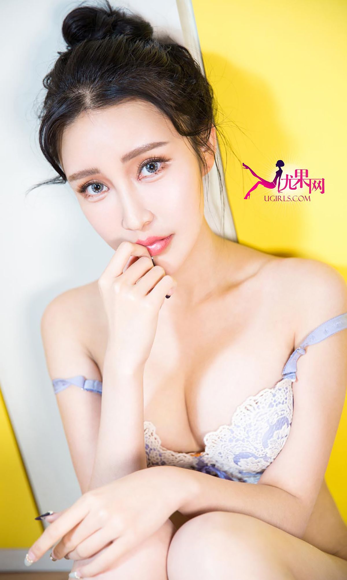 米诺《淘气小妹恋爱日记》 UGirls 爱尤物 No.240 [40P]