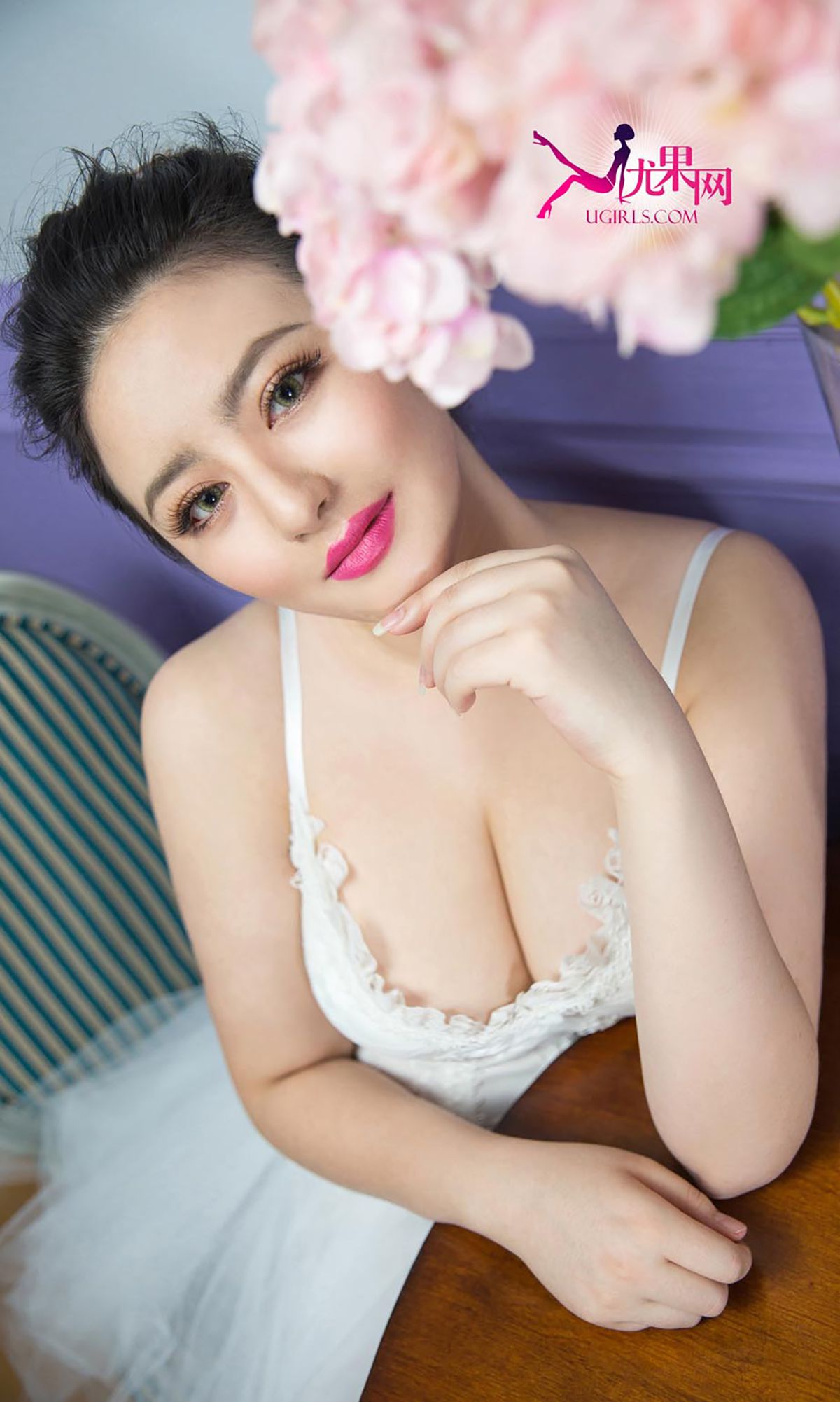 依蔓《心花怒放》 UGirls 爱尤物 No.201 [40P]