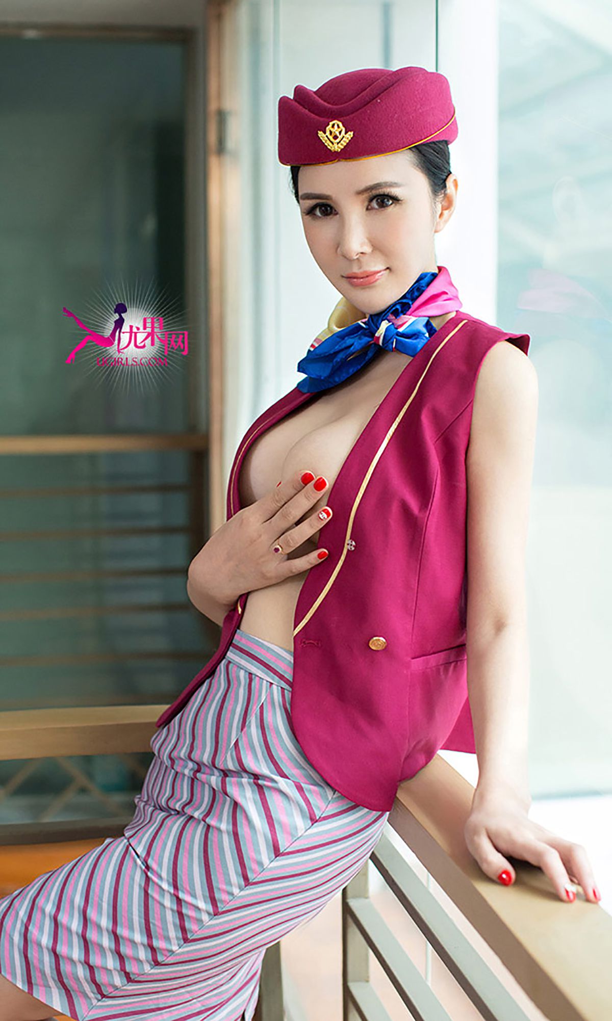 顾欣怡《朝九晚五 本色出演》 UGirls 爱尤物 No.097 [40P]