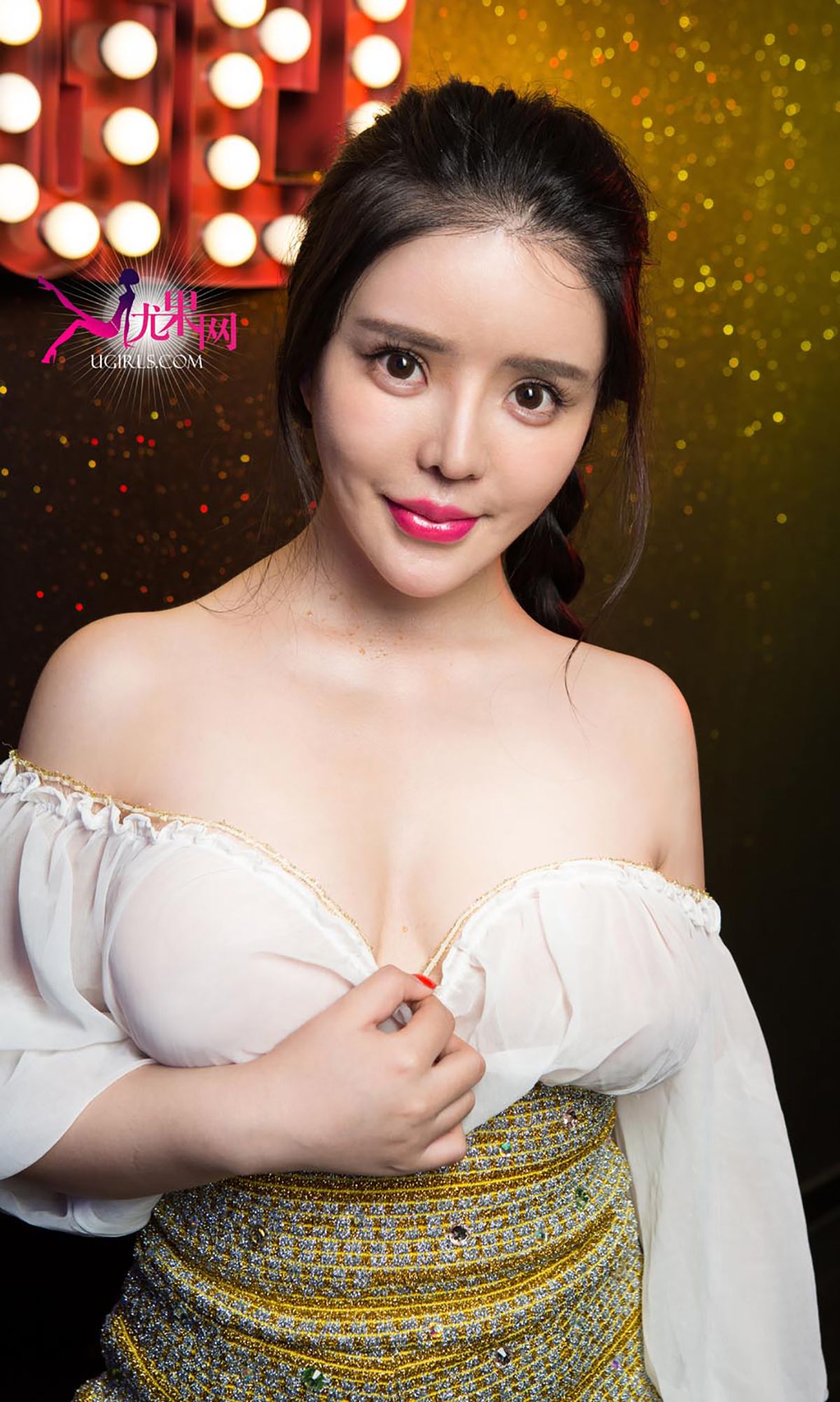 霓梓心《闪闪惹人爱》 UGirls 爱尤物 No.178 [40P]