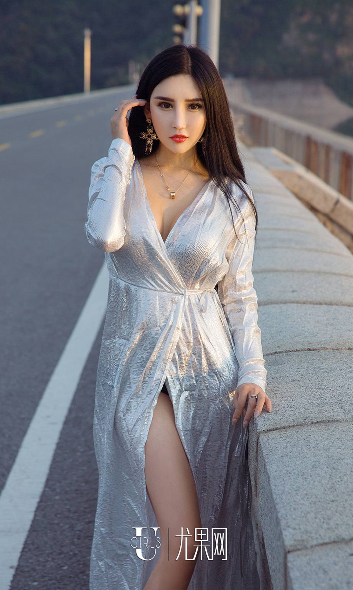 UGirls 爱尤物 No.1208 艾霓莎 心花路放 [35P]