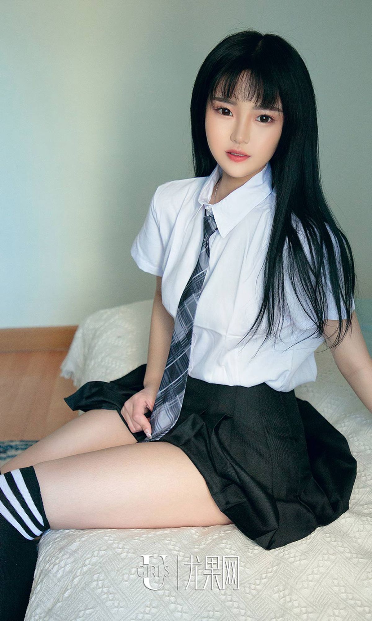 UGirls 爱尤物 No.1323 桃子 鲜花时光 [35P]