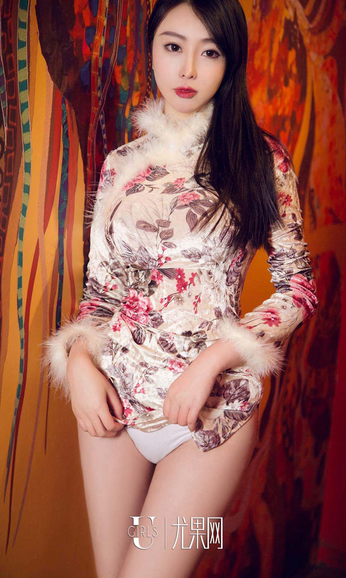 UGirls 爱尤物 No.1358 小欣欣 爱的小心心 [35P]