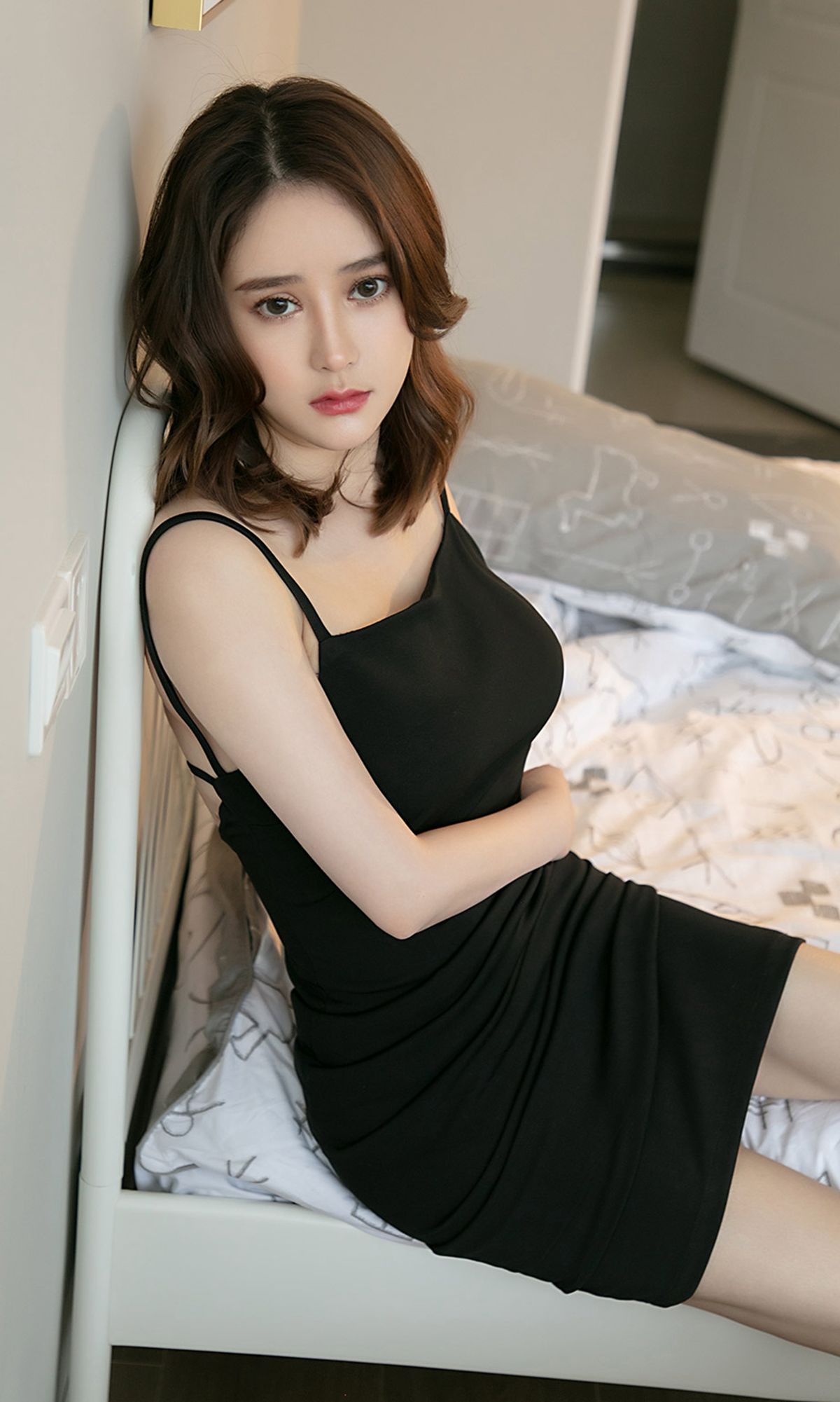 UGirls 爱尤物 No.1482 Coral 性感留下 [35P]