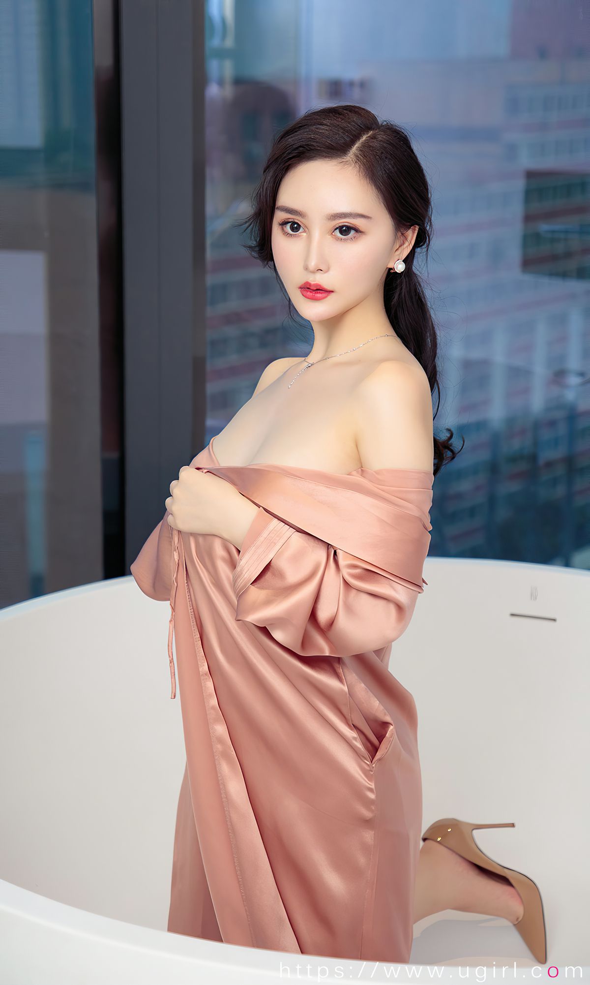 UGirls 爱尤物 No.1827 Hasand 一言之合 [34P]