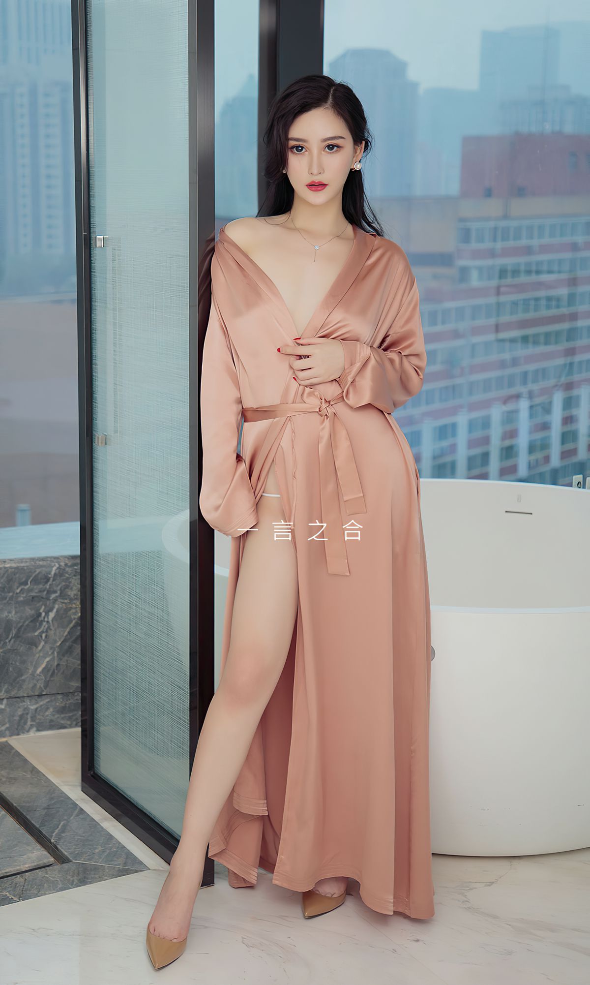 UGirls 爱尤物 No.1827 Hasand 一言之合 [34P]
