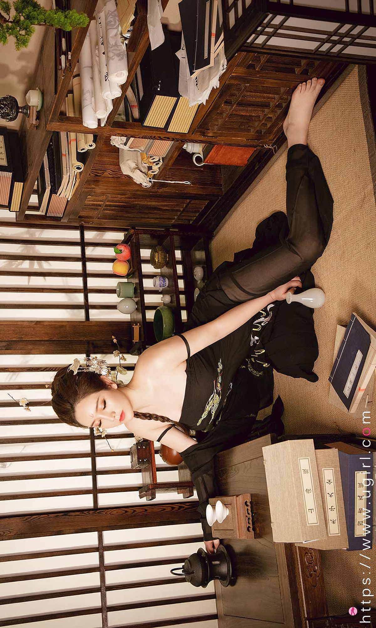 UGirls 爱尤物 NO.2009 金梓琳 华灯初上夜会霓裳 [35P]