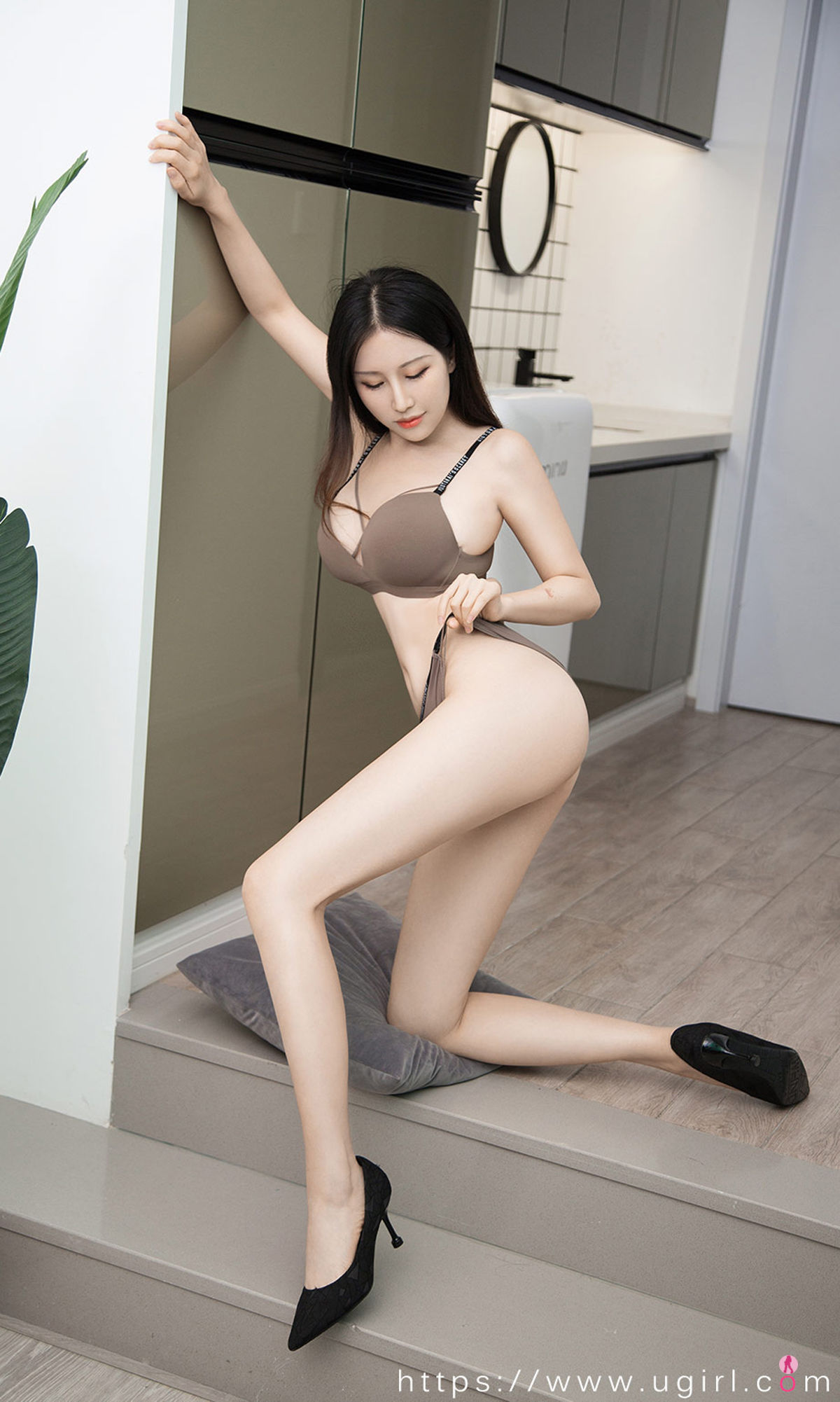 UGirls 爱尤物 No.1994 月音瞳 月亮代表她的情 [35P]
