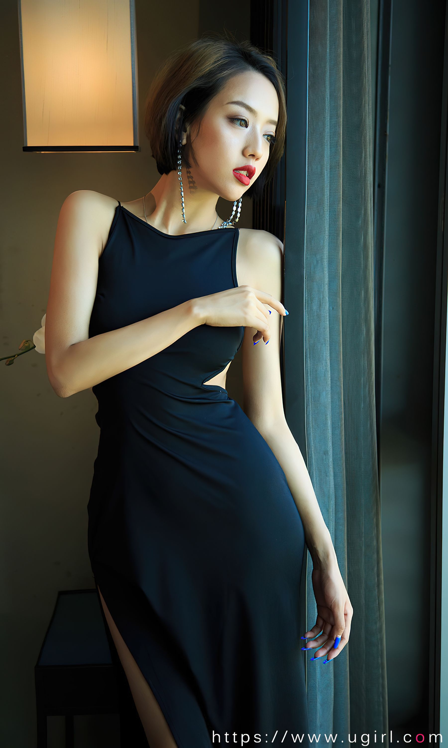 UGirls 爱尤物 No.2358 Athena 女王的迷航 [35P]