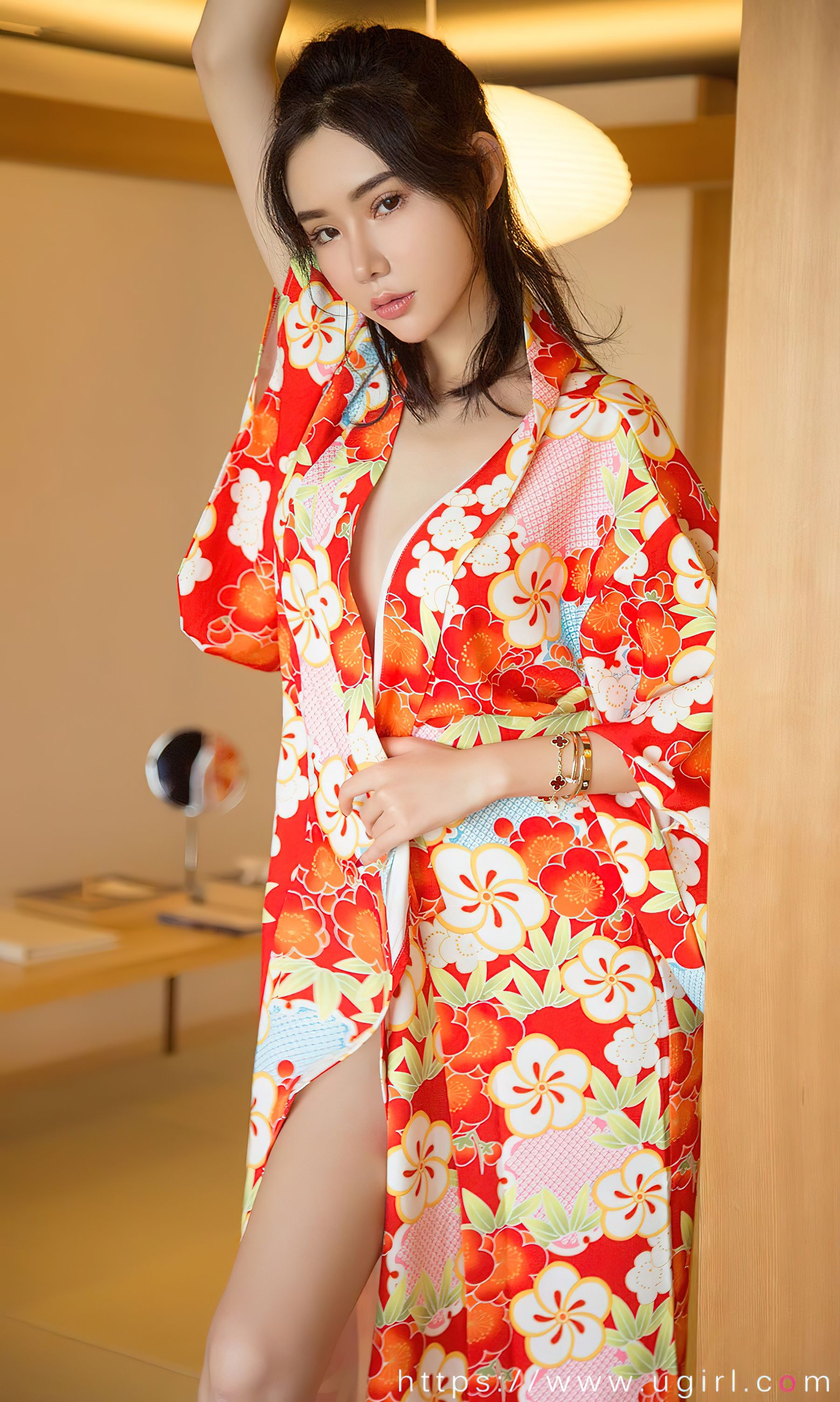 UGirls 爱尤物 No.2498 尘曲 萌琪琪 [34P]