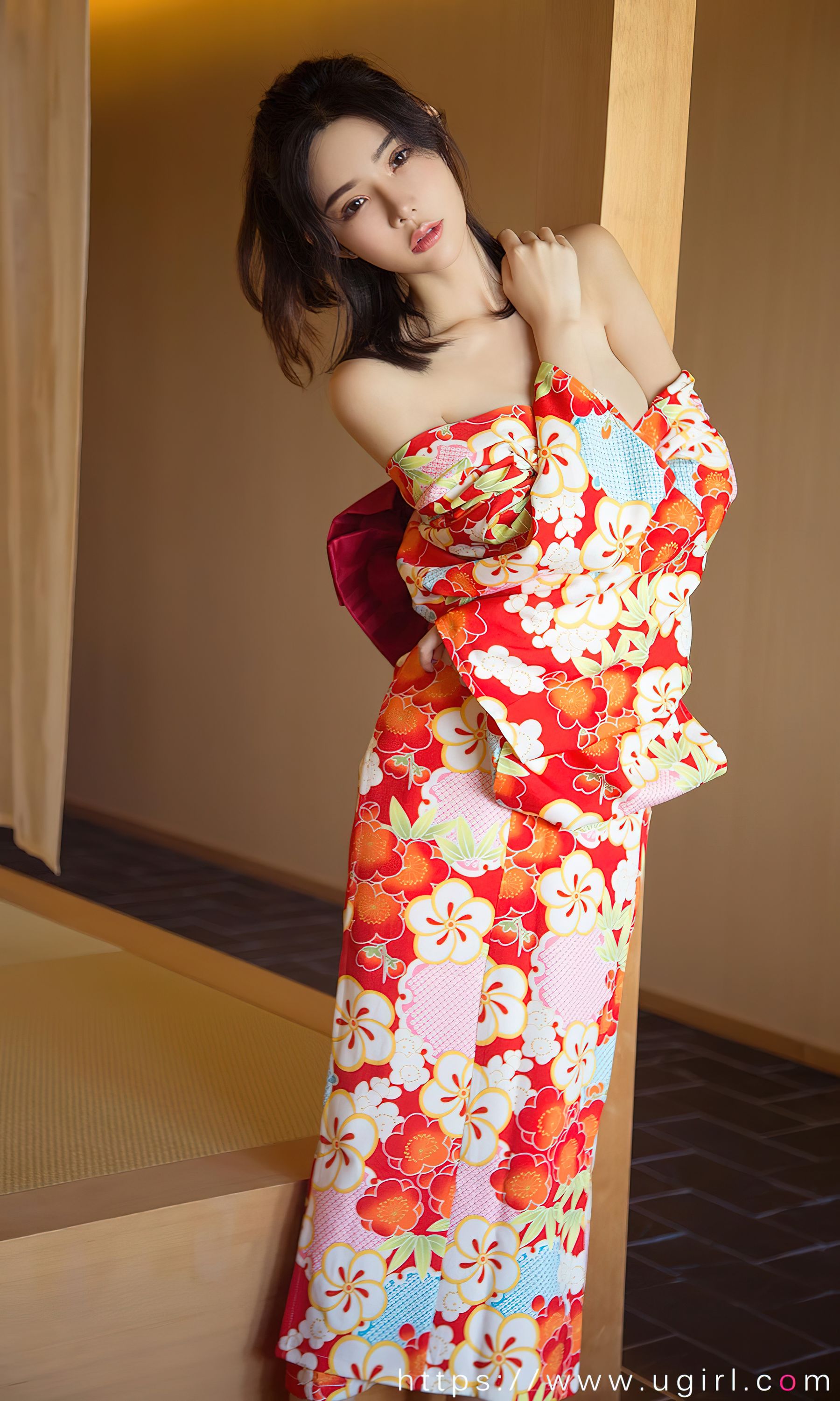 UGirls 爱尤物 No.2498 尘曲 萌琪琪 [34P]