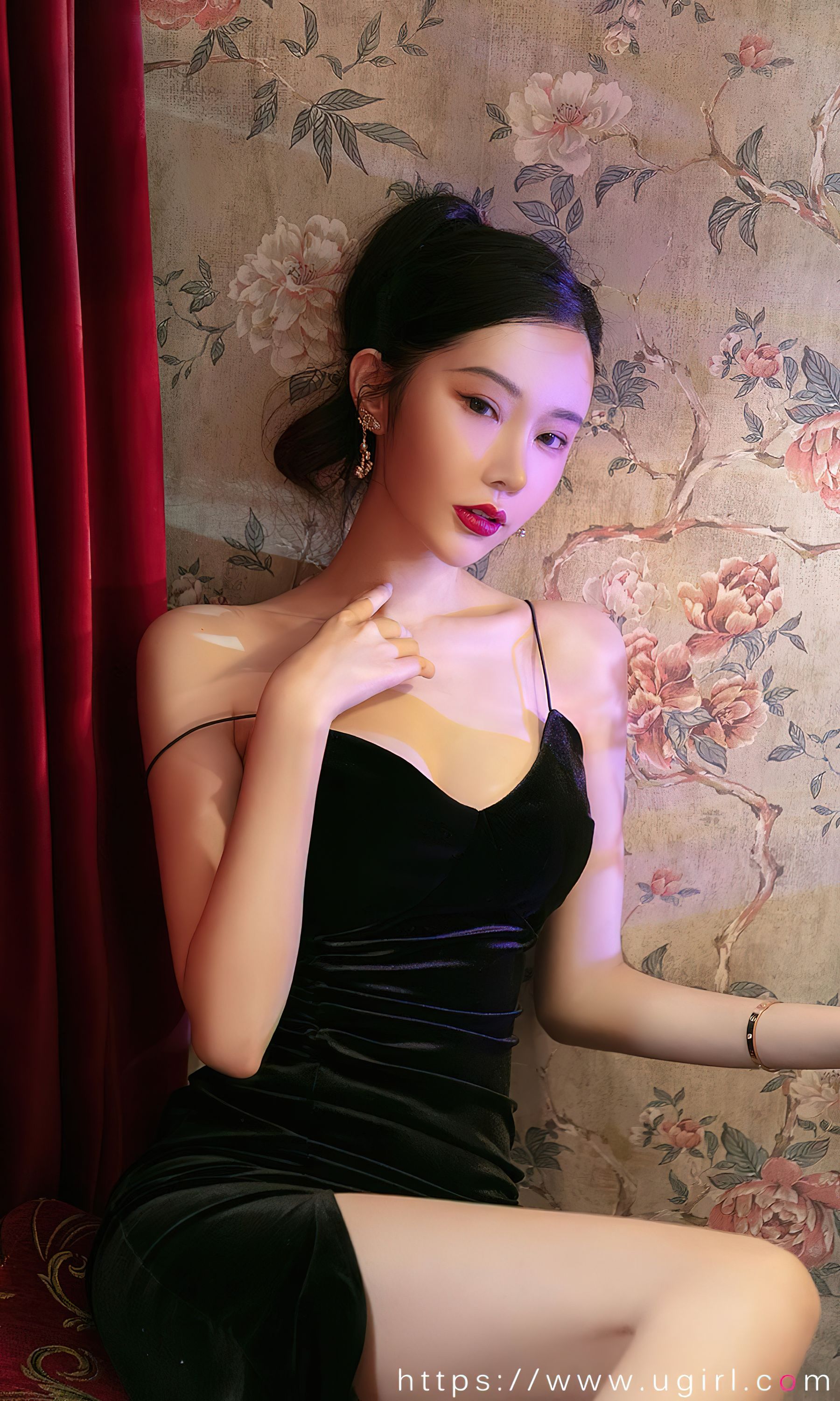 UGirls 爱尤物 No.2455 萌琪琪 唯美诗篇 [35P]