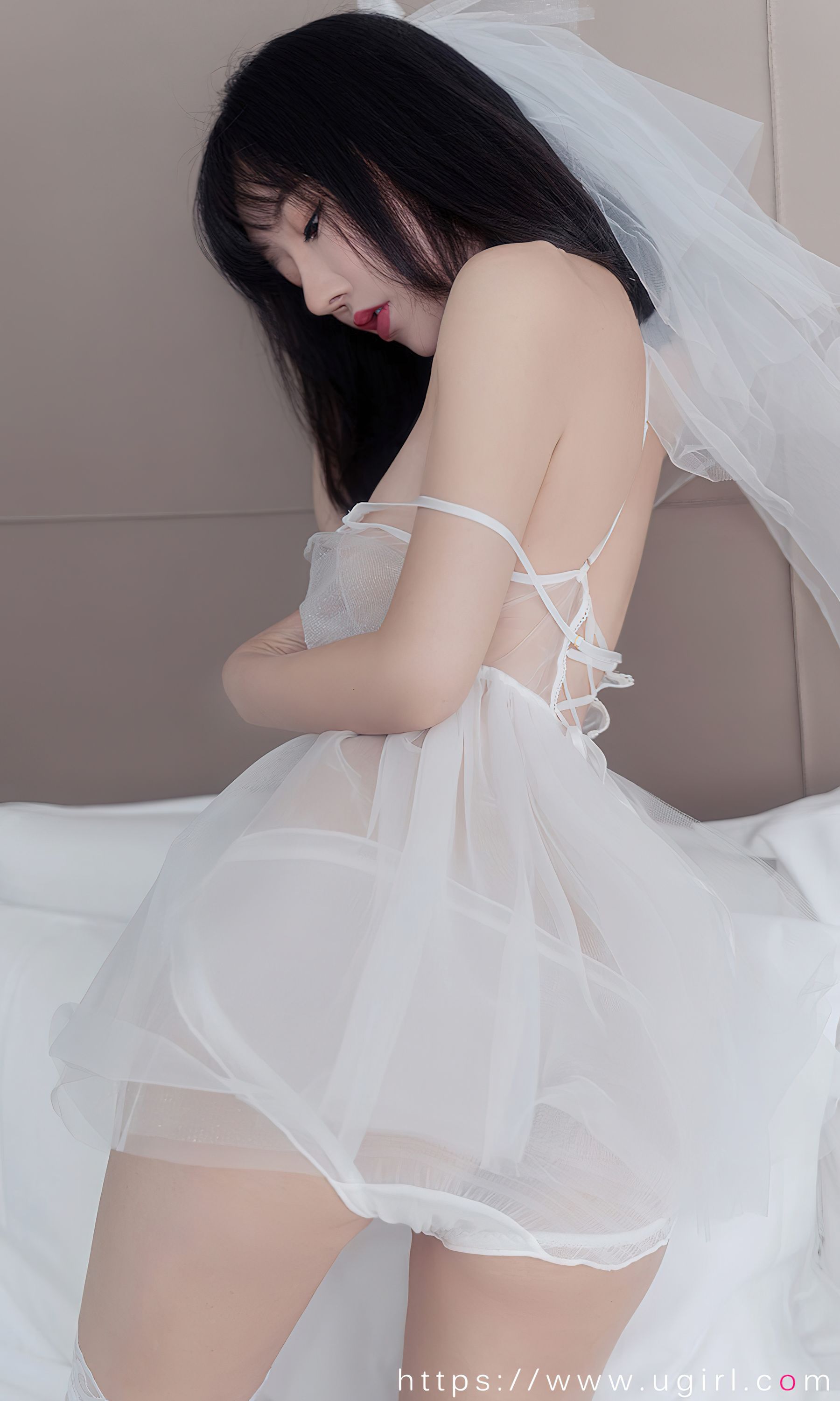 UGirls 爱尤物 No.2555 四月里的微风 夏瑶 [35P]