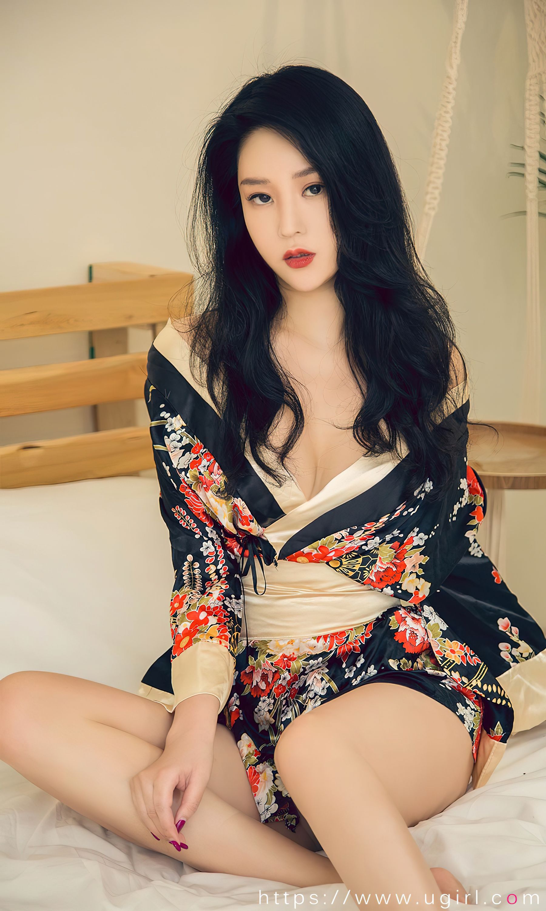 UGirls 爱尤物 No.2552 寂寞聚又散 刘瑾希 [35P]