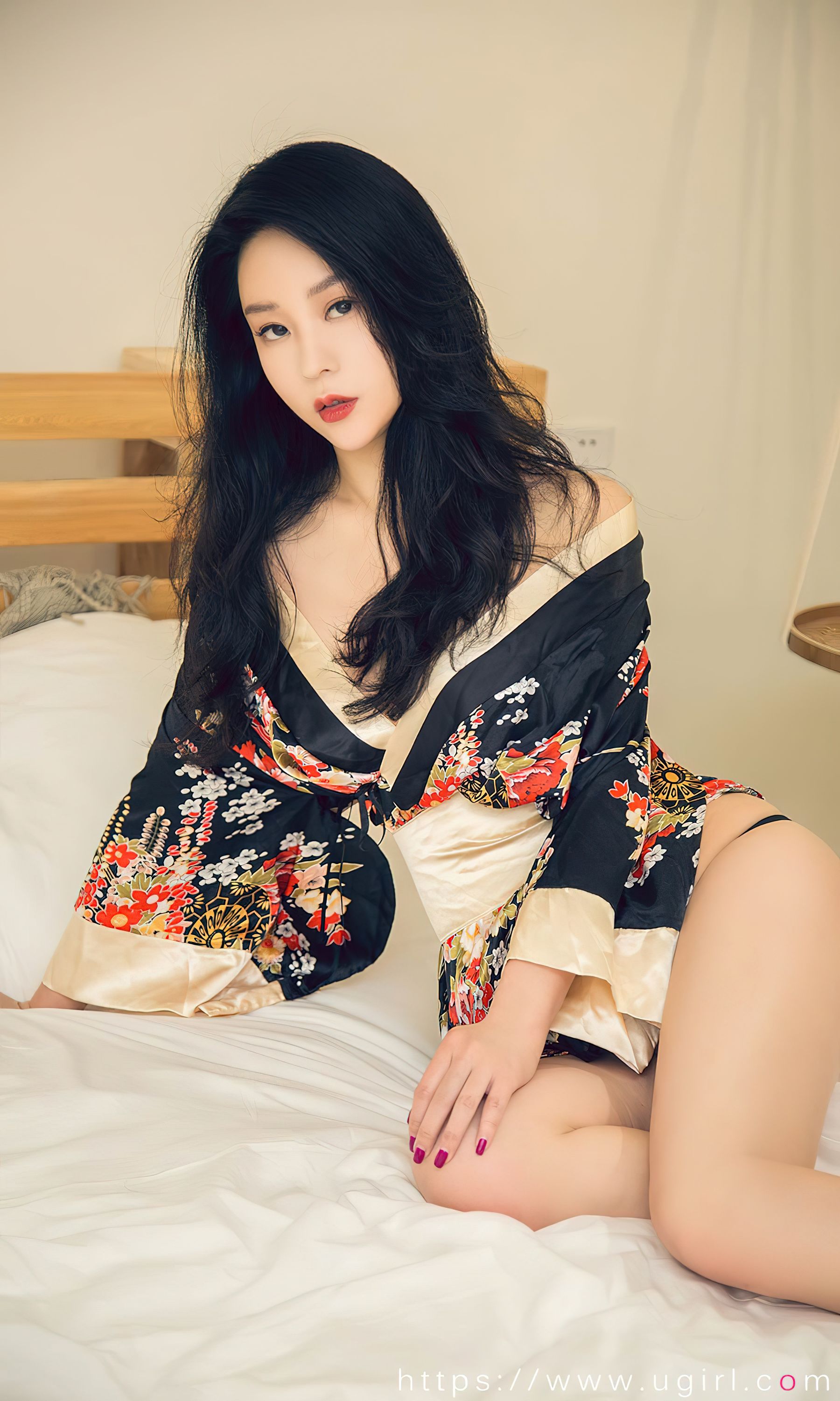 UGirls 爱尤物 No.2552 寂寞聚又散 刘瑾希 [35P]