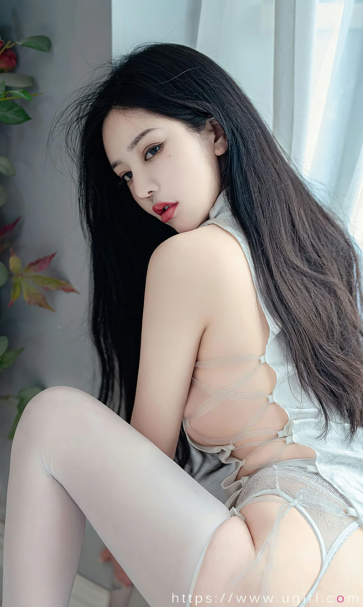UGirls 爱尤物 No.2585 苏拉 温言 [35P]