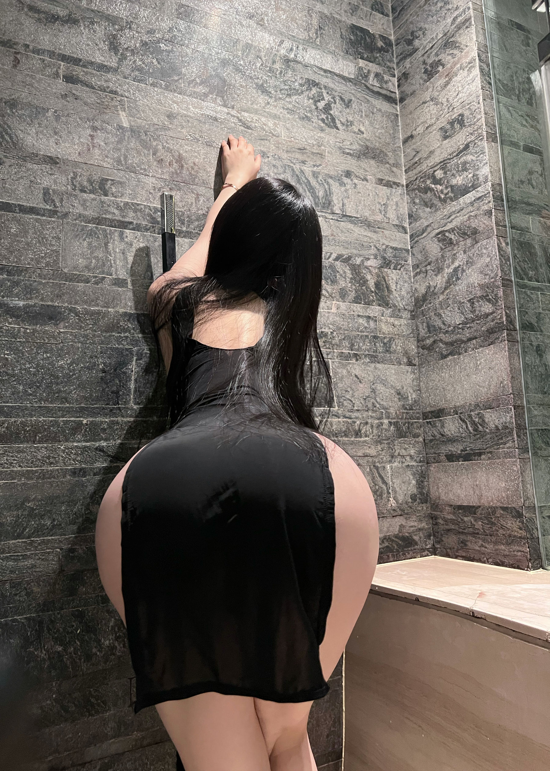 美臀女神左公子666 – 遮不住的美臀 [49P]