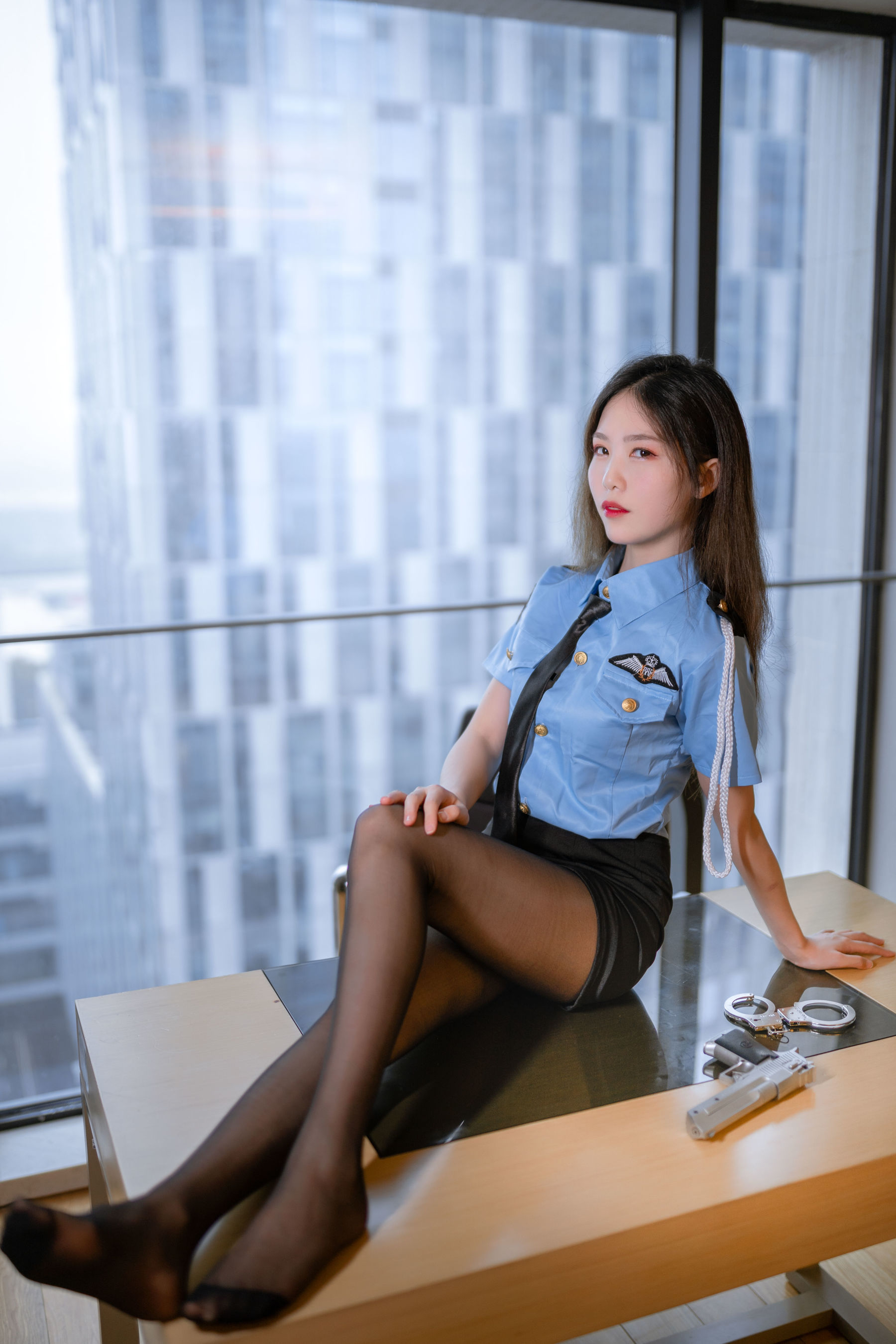 抖娘-利世图集 女警 [11P]