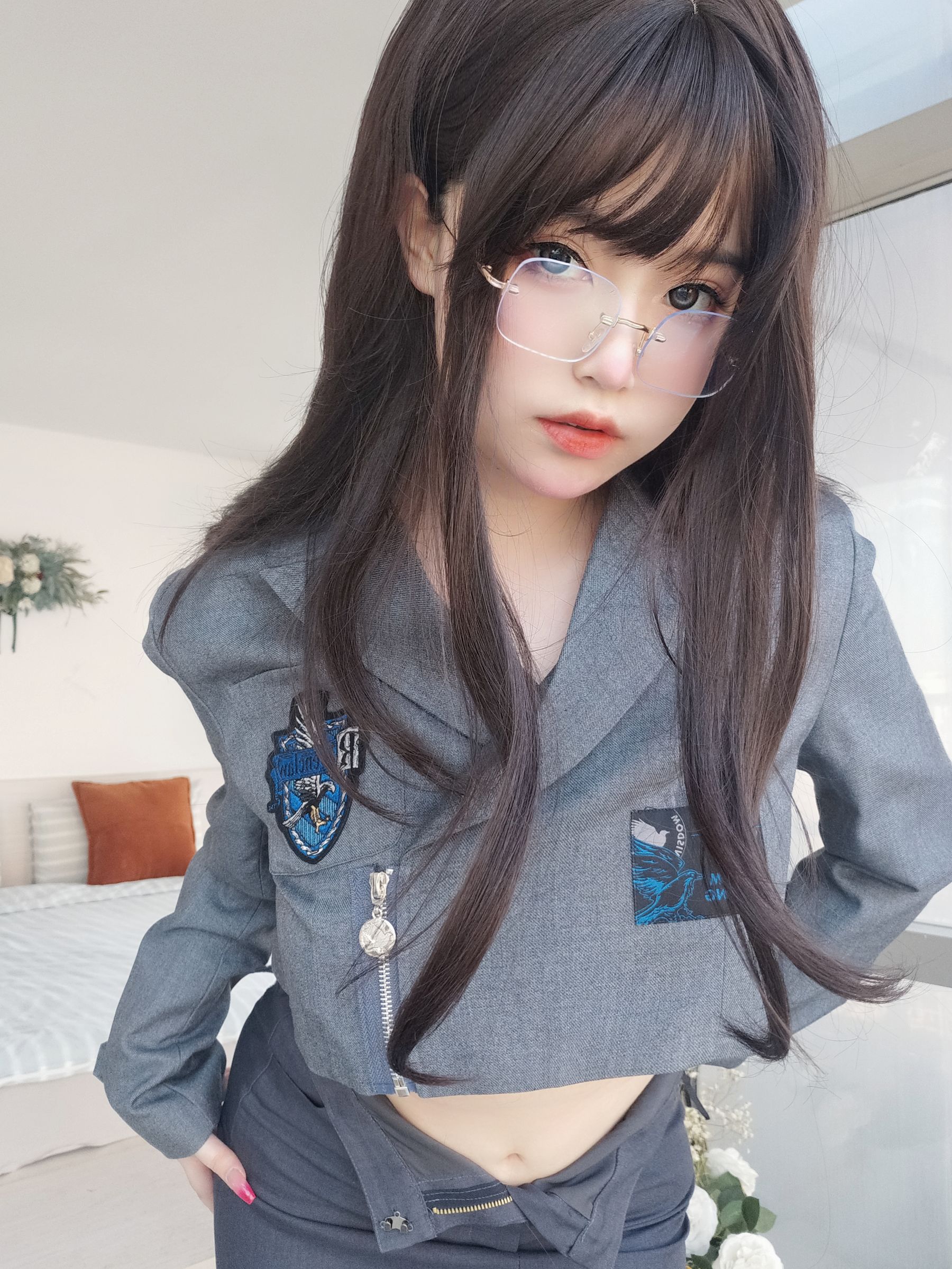 女主K – 沉默的学姐 [102P]