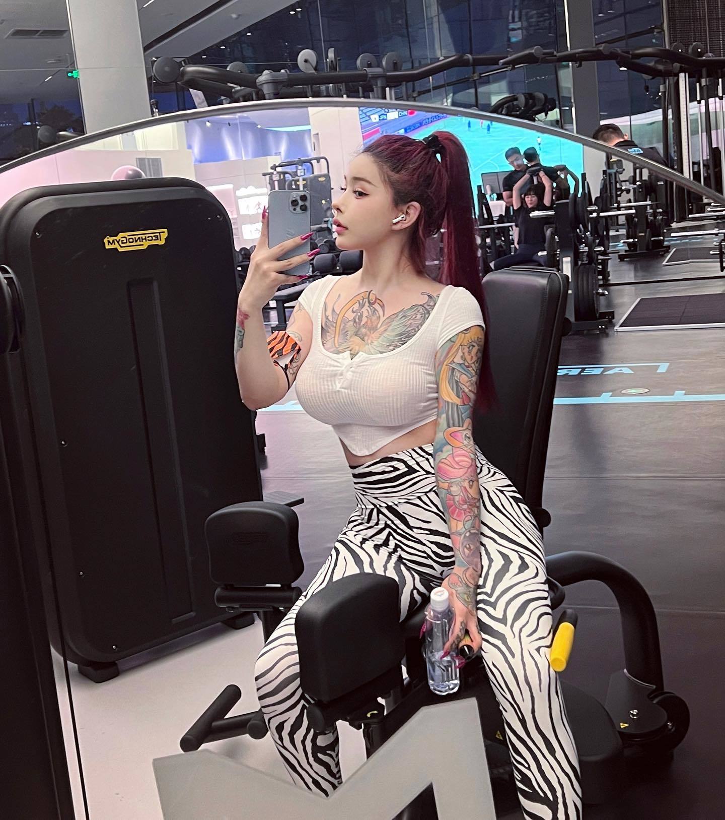 巨乳希希Gina nisixixixi 微密圈视图合集 [233P]