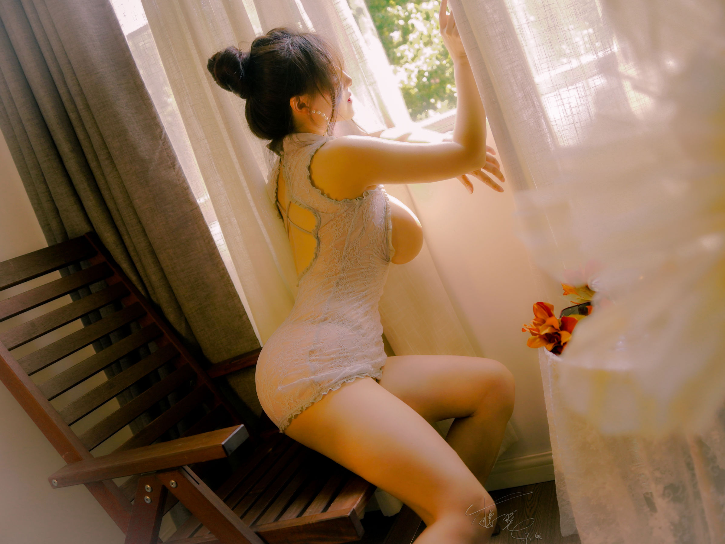 网络红人樱晚gigi – 拂动了谁的窗纱 [20P]