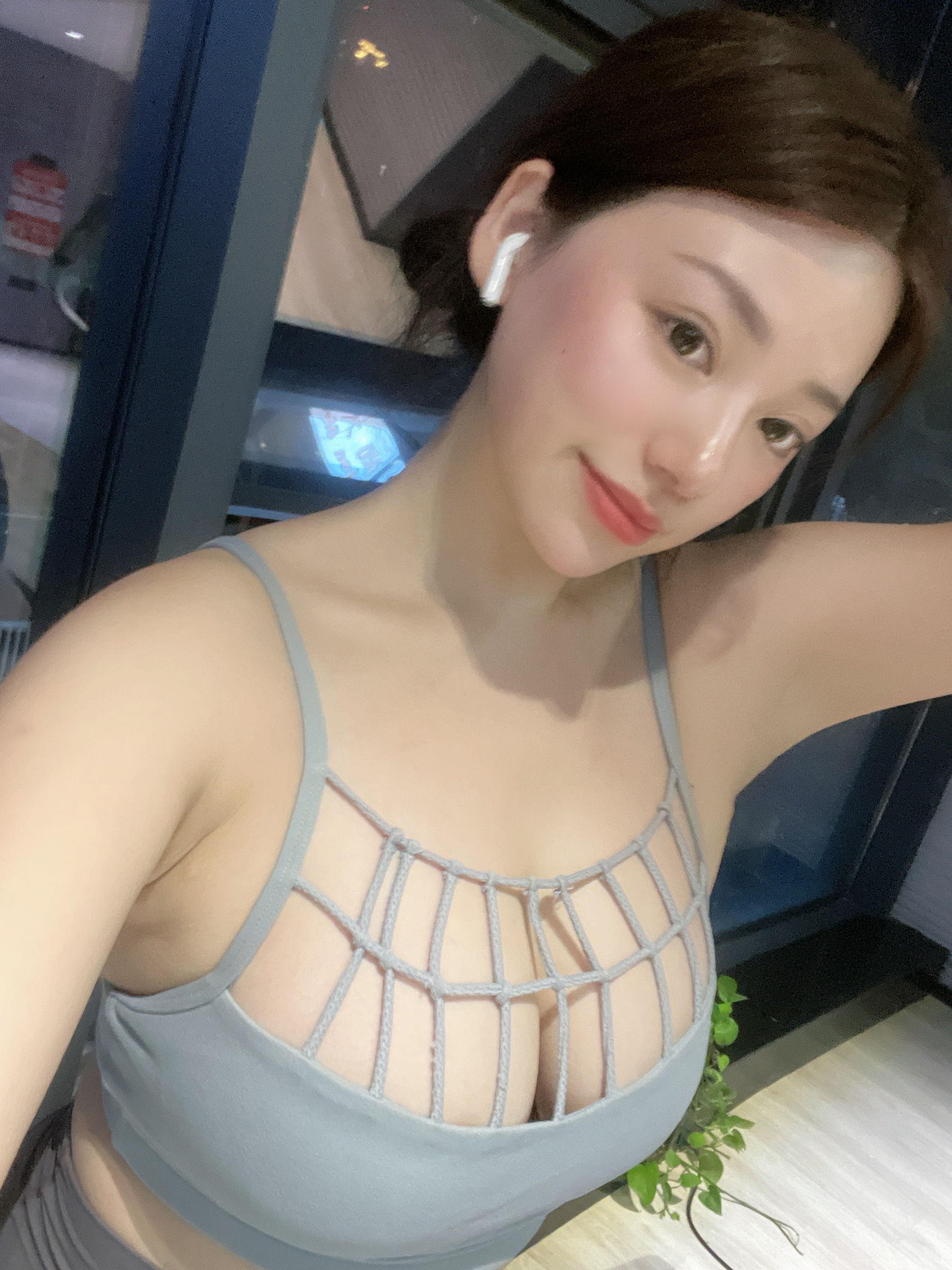 奶宝妹纸 – 打网球吗 [18P]