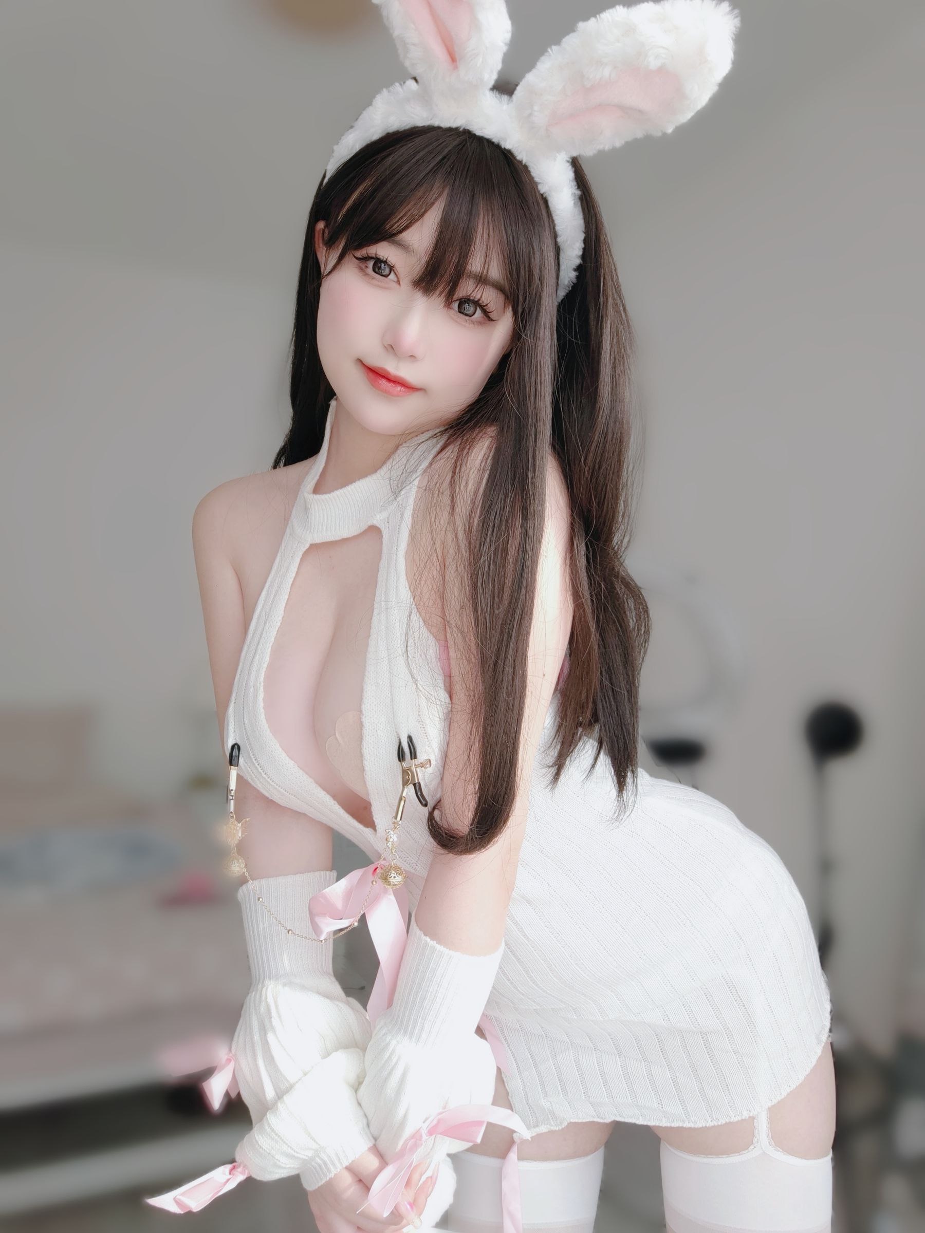 女主K – 白丝兔女郎 [102P]