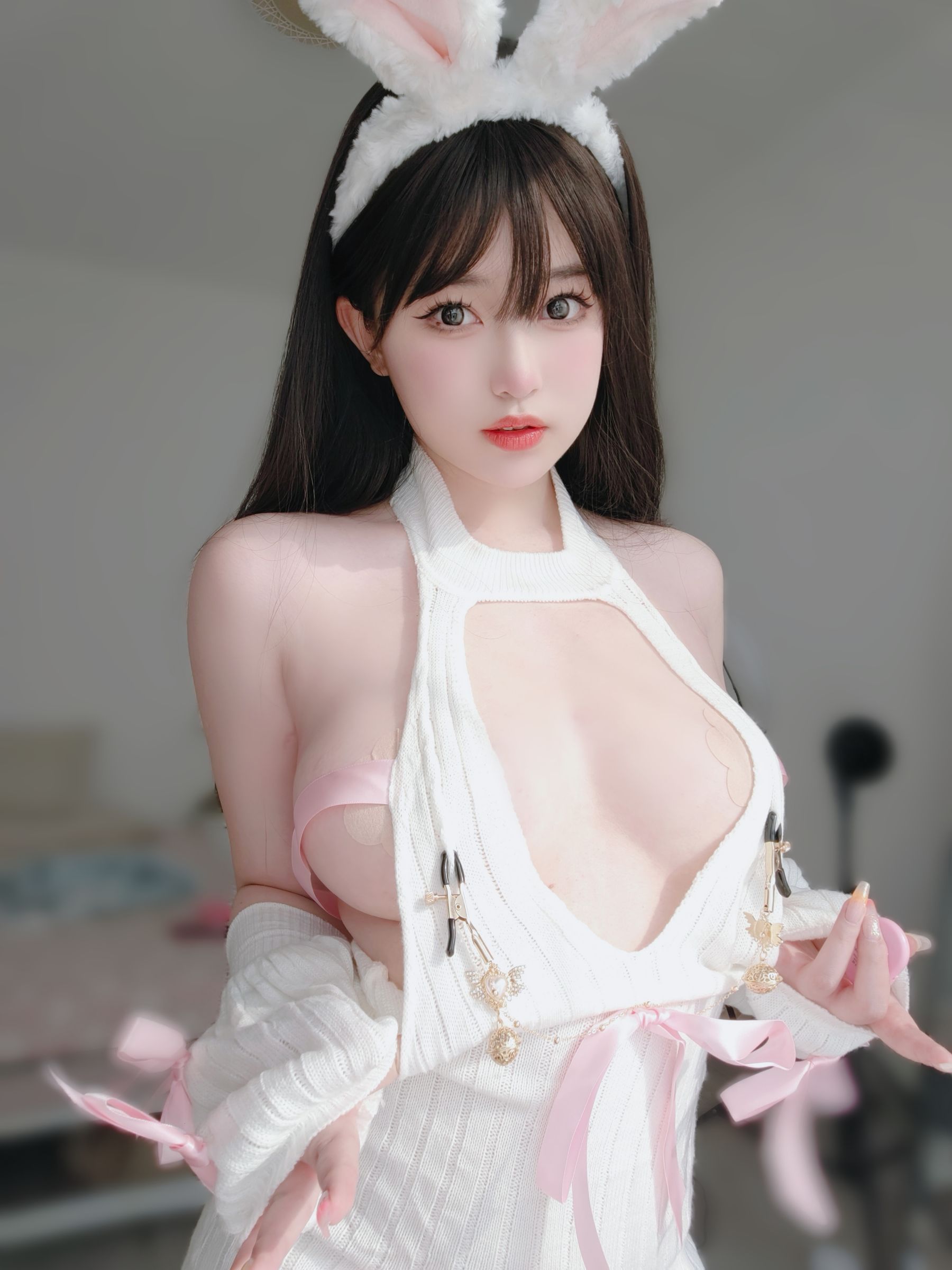 女主K – 白丝兔女郎 [102P]