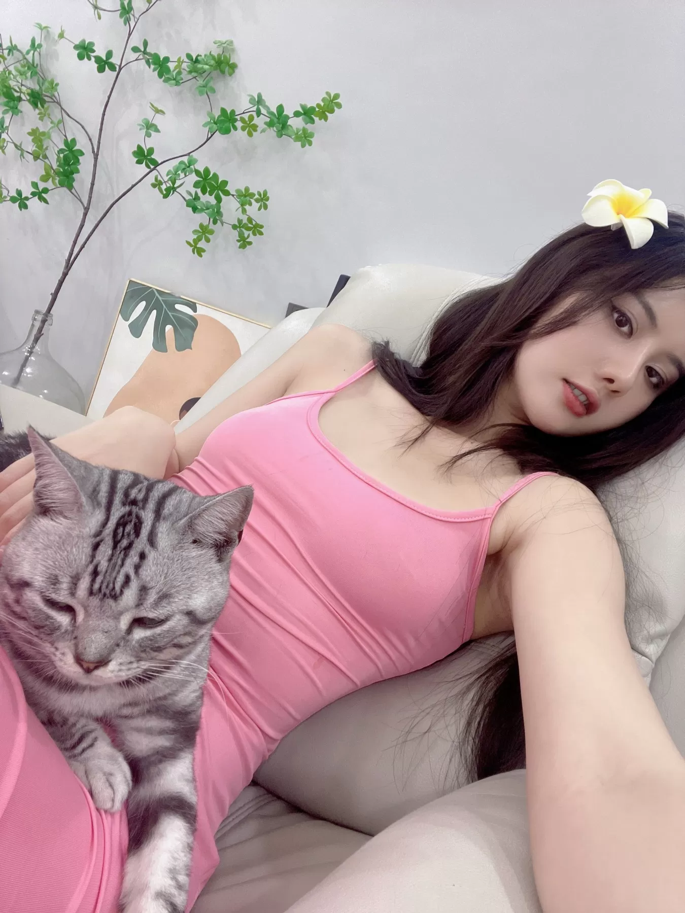就是阿朱啊 – 逛超市+撸猫 [21P]