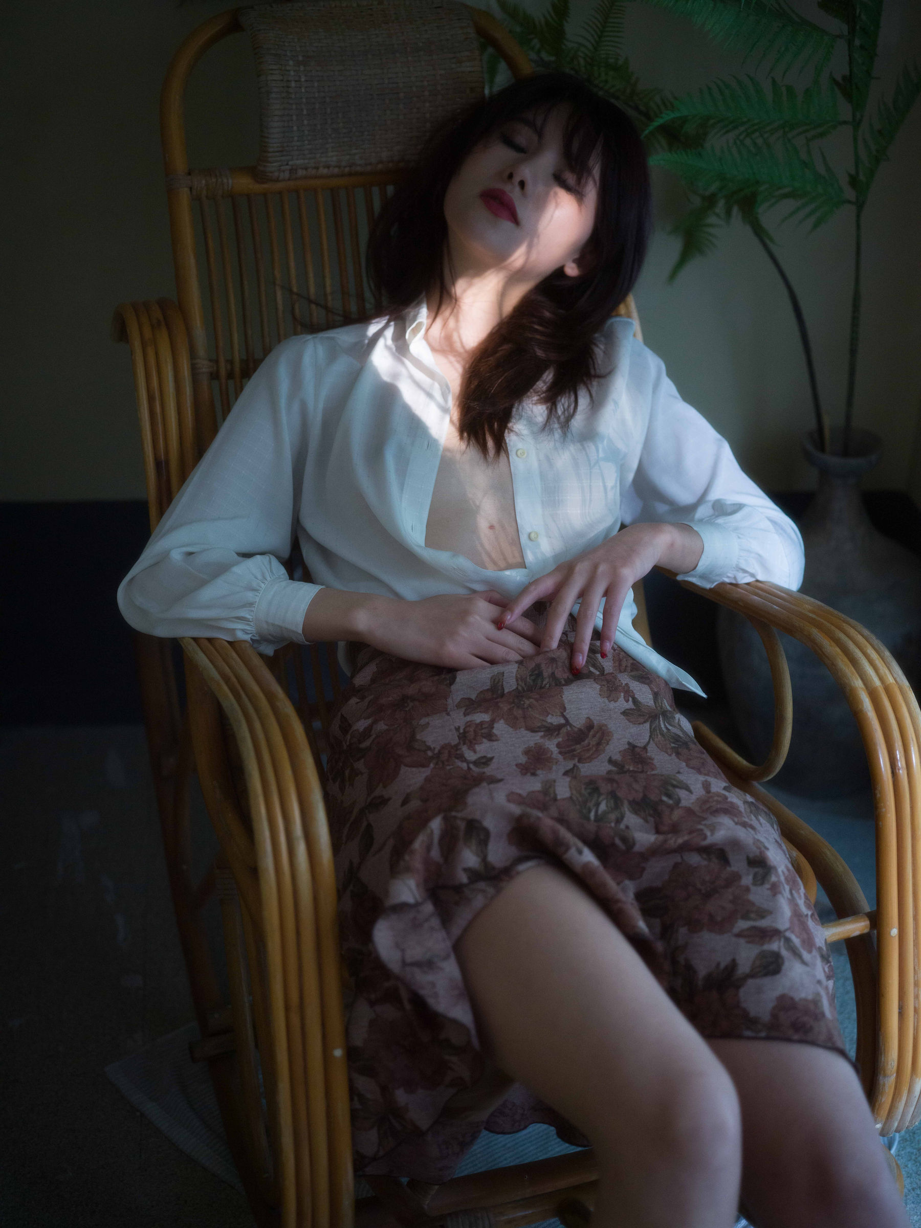 就是阿朱啊 – 晚烟 [76P]
