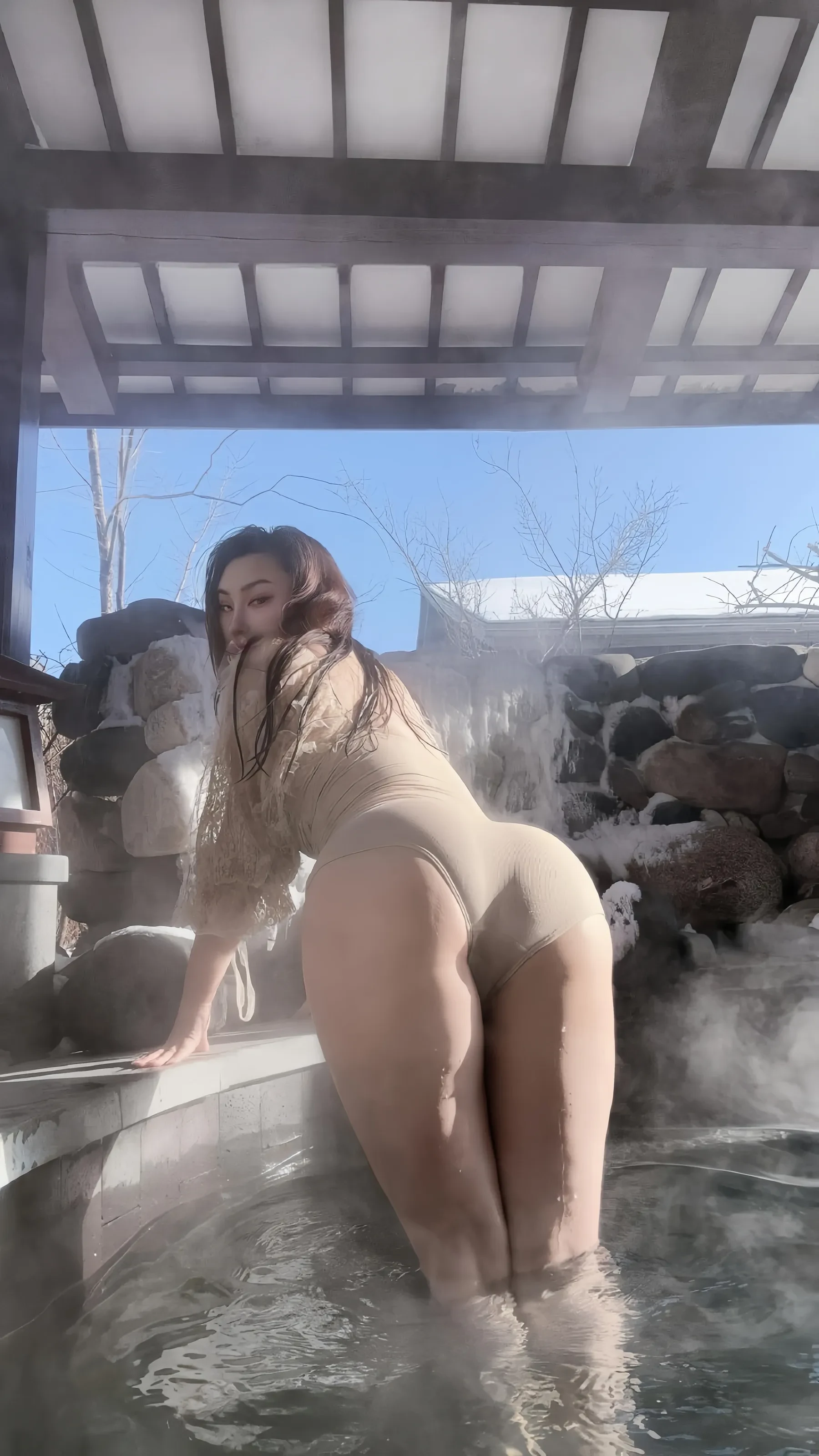 MIYA – 温泉比基屁 [29P]