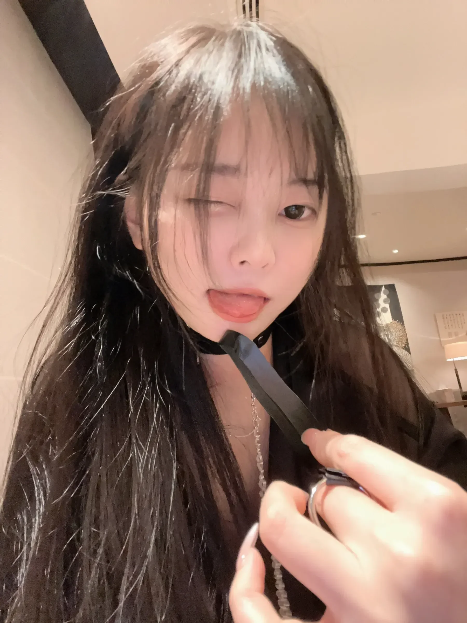 左公子666 – 圆润的大桃子 [23P]