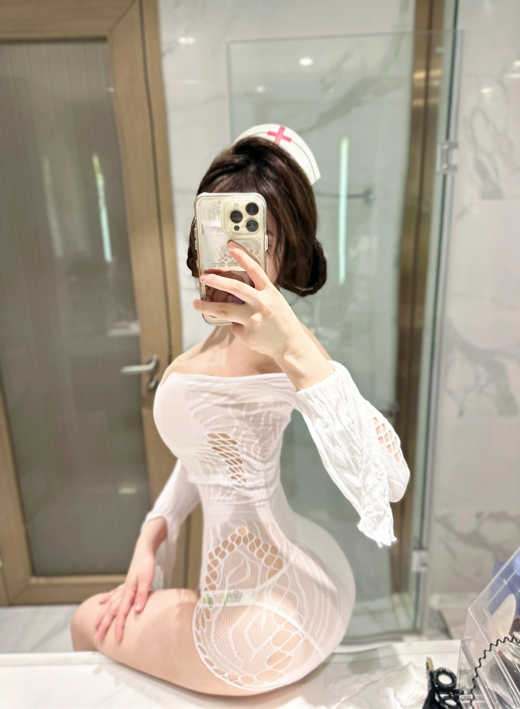 奔跑的晶骡儿 – 小护士 [21P]