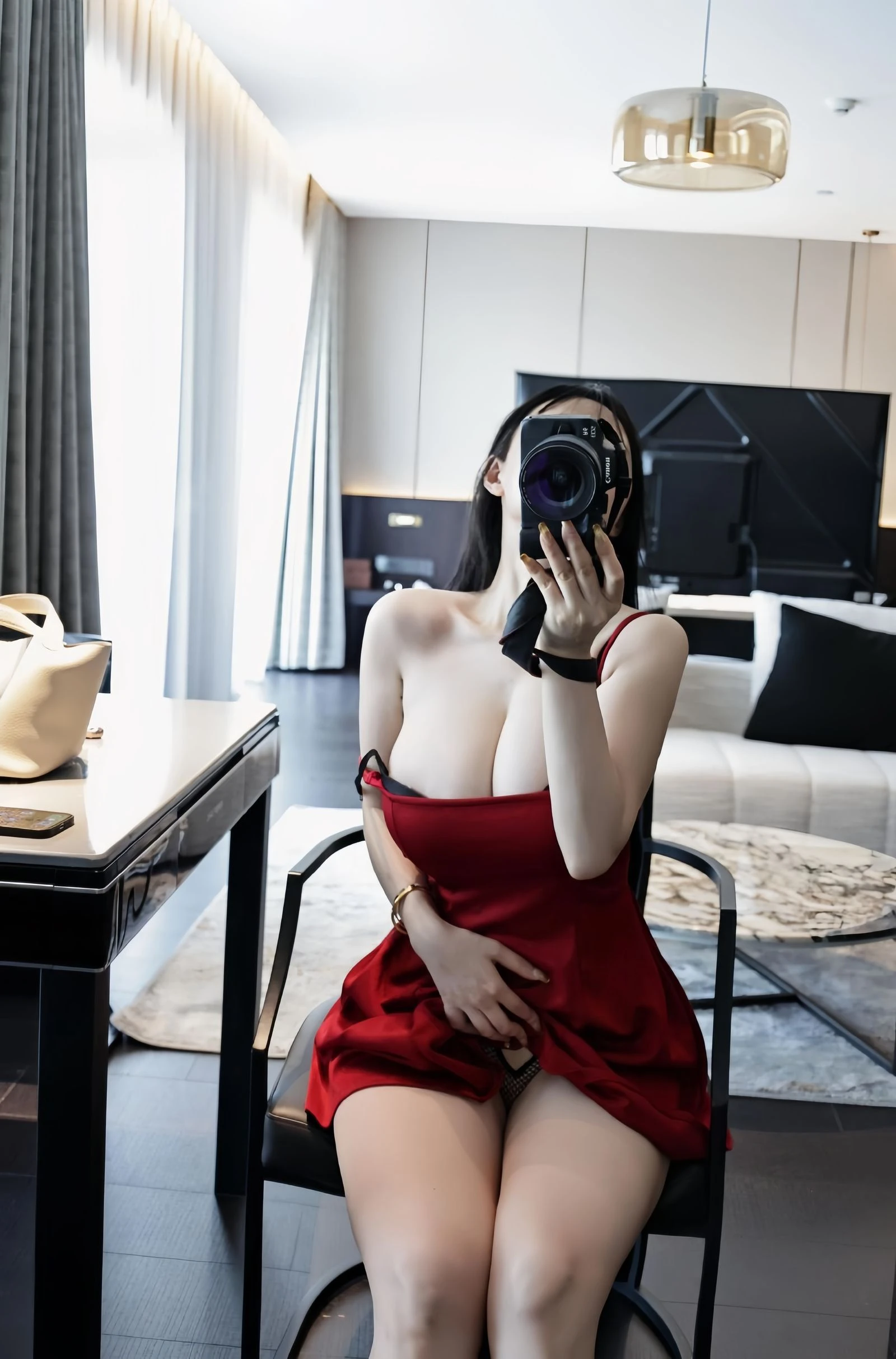 左公子666 – 难以抗拒的红色包臀 [10P]