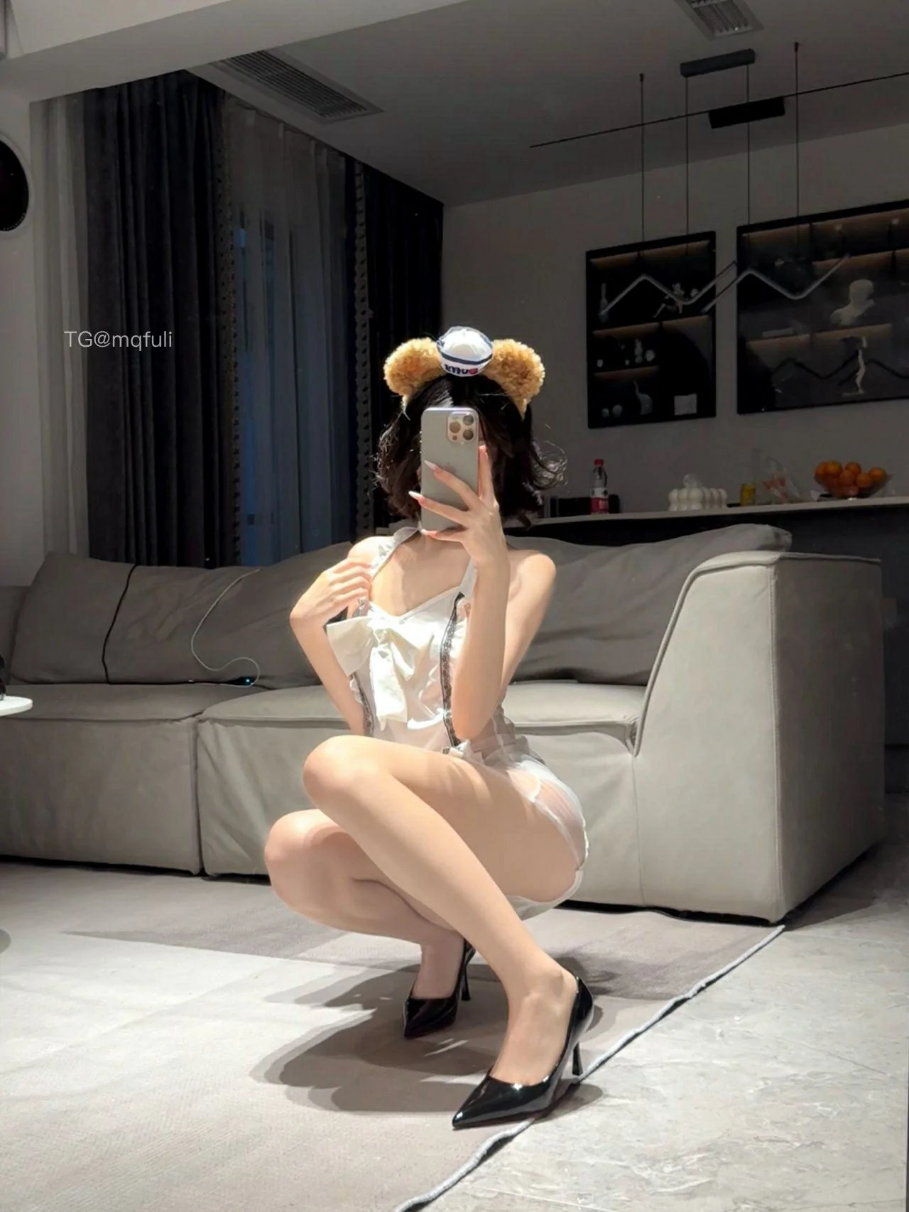 纯欲伊 – 私摄自拍图包 [18P]