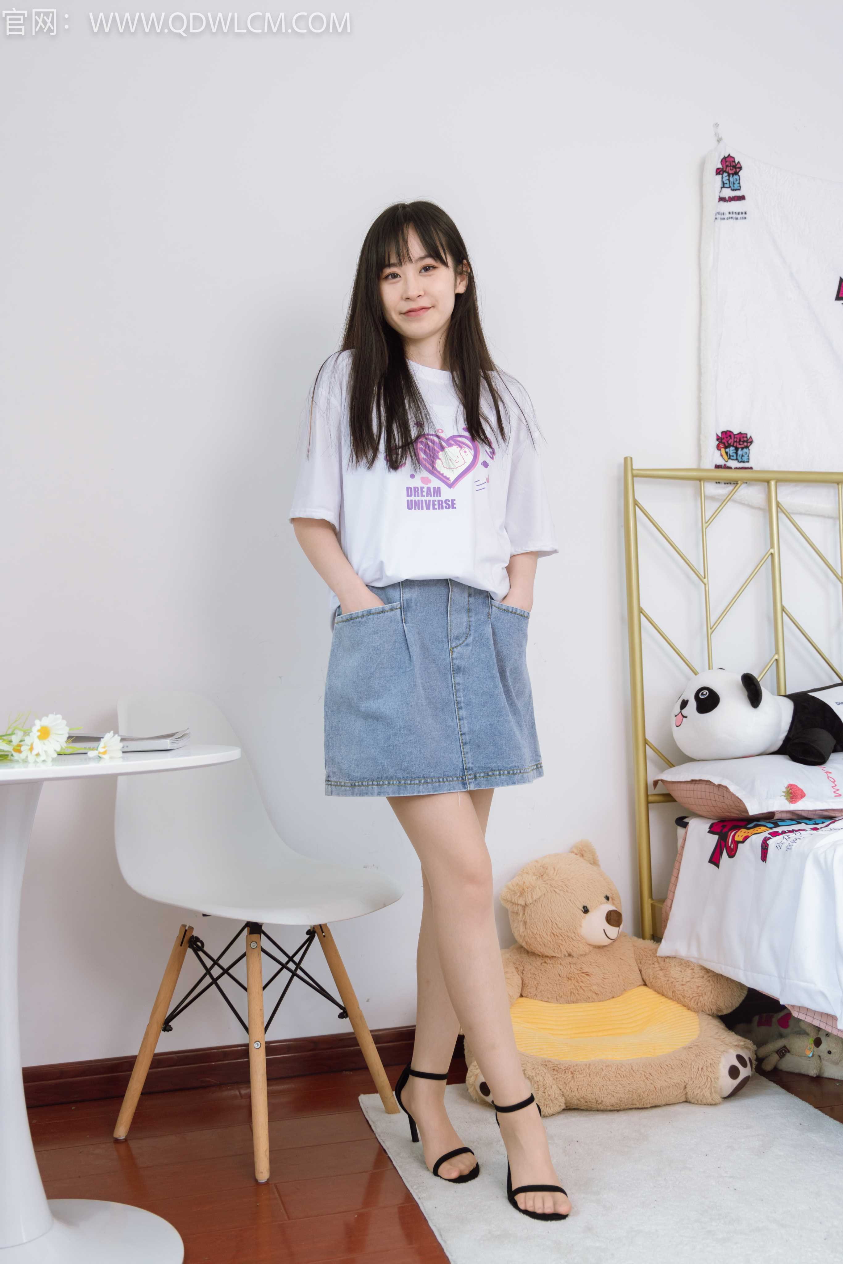 物恋传媒 NO.1293 兮兮-等一朵花开 [150P1V-3953.08MB]