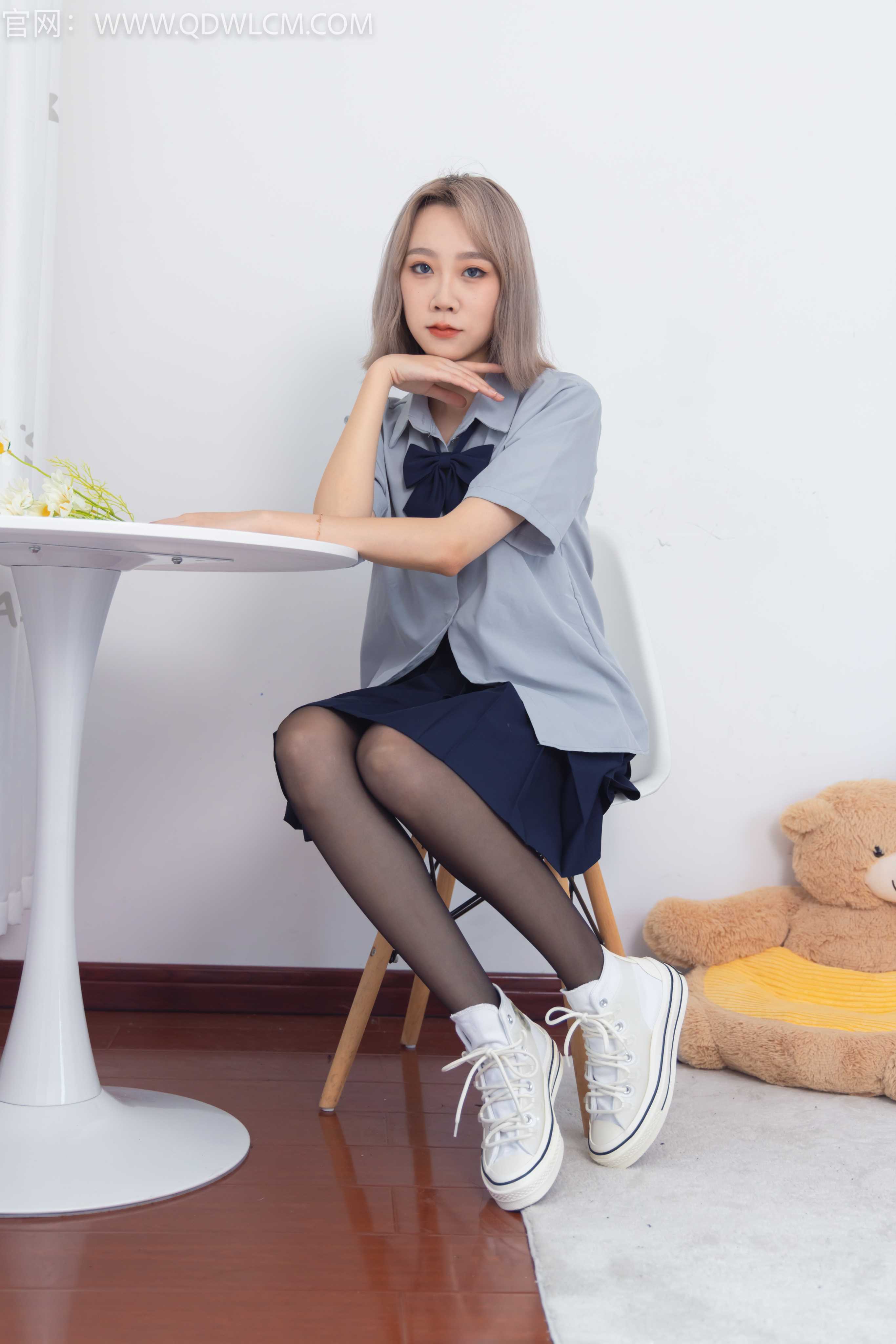 物恋传媒 NO.1295 小艾-奔跑的小鹿 [153P1V-3457.39MB]