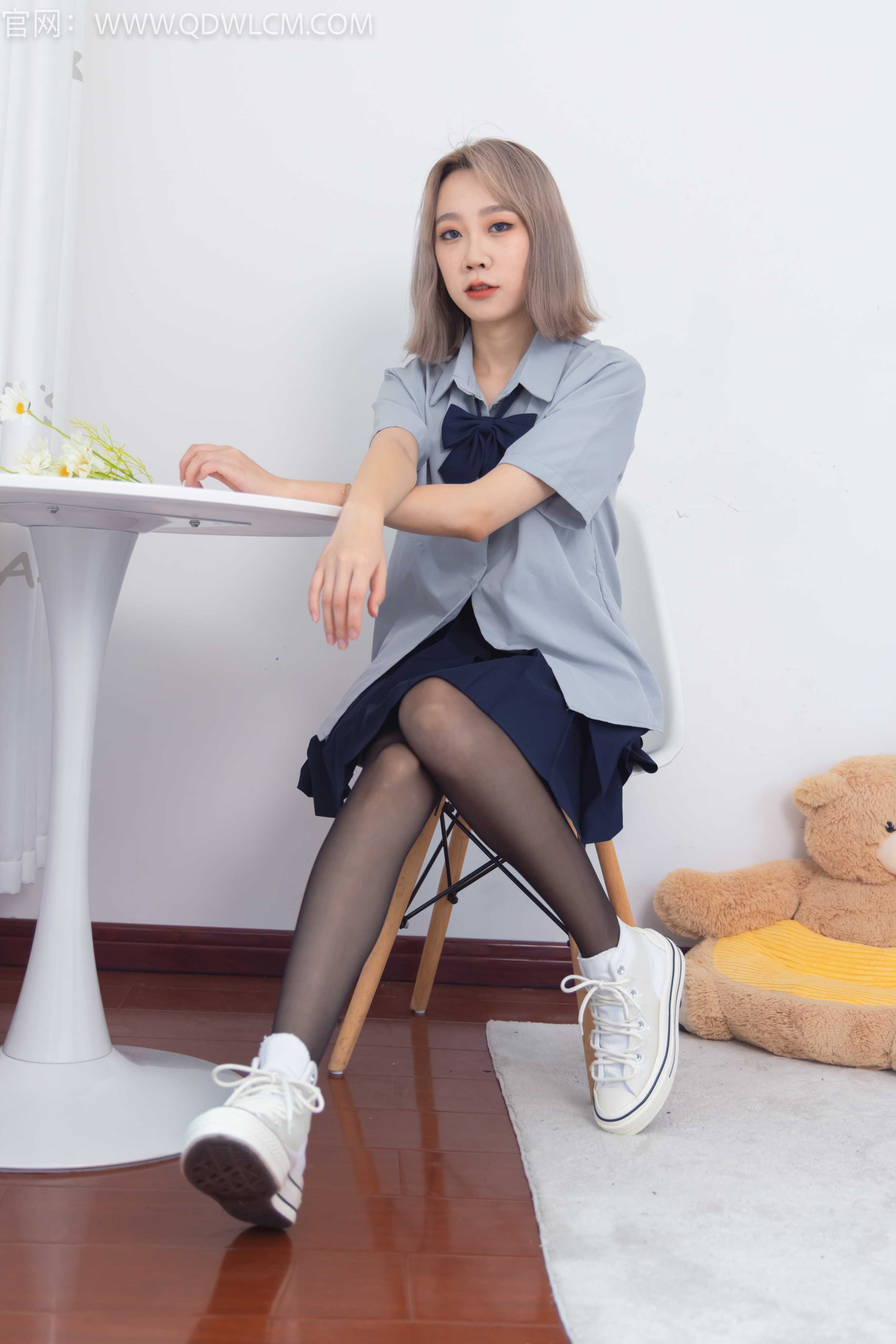 物恋传媒 NO.1295 小艾-奔跑的小鹿 [153P1V-3457.39MB]