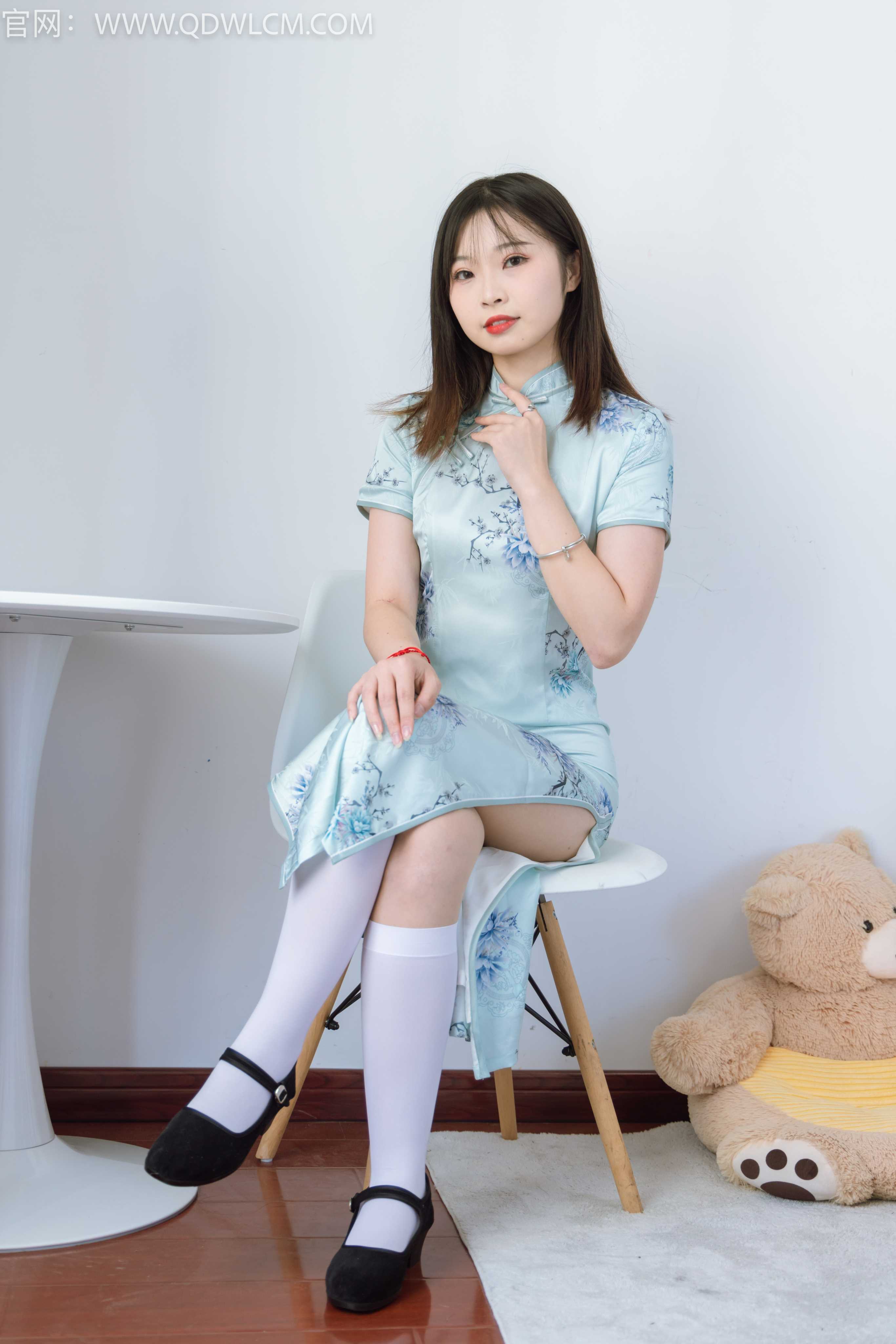 物恋传媒 NO.1414 挽挽-去年夏天 [200P+1V／5.20GB]