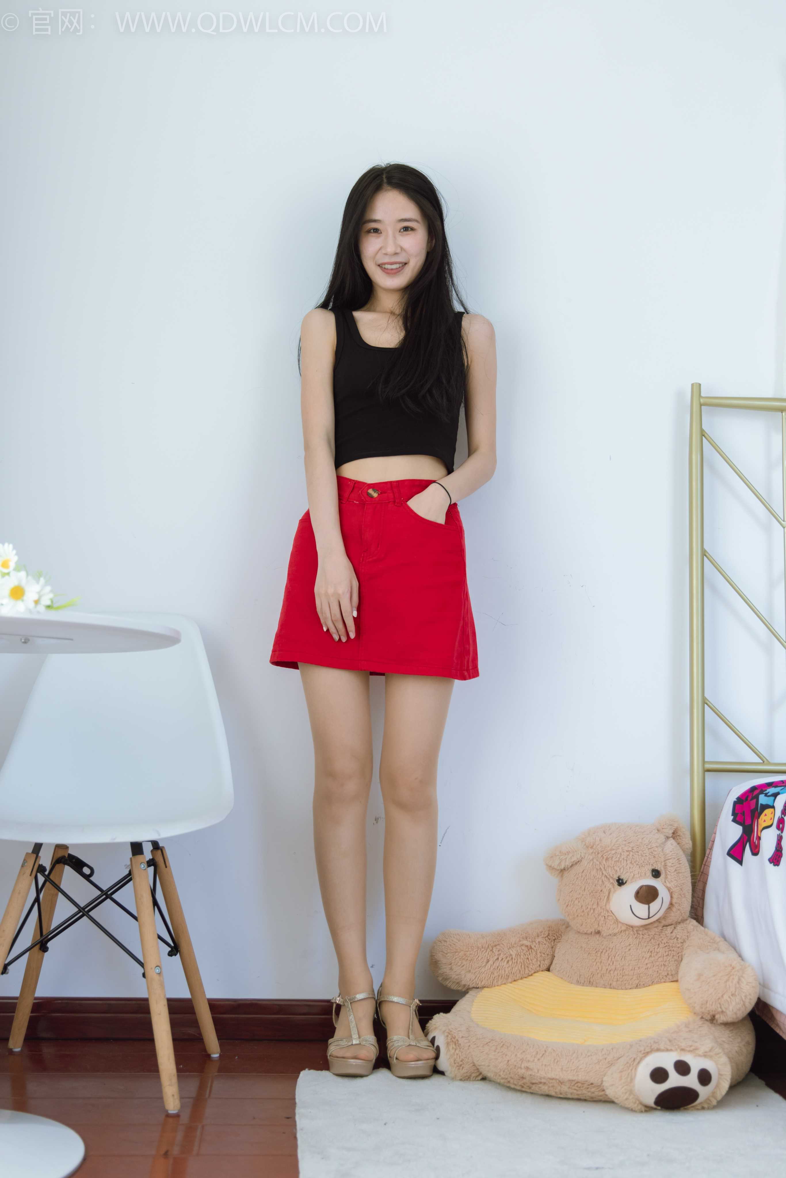 物恋传媒 NO.1464 菜菜-红与H [155P-1V-3.91G]