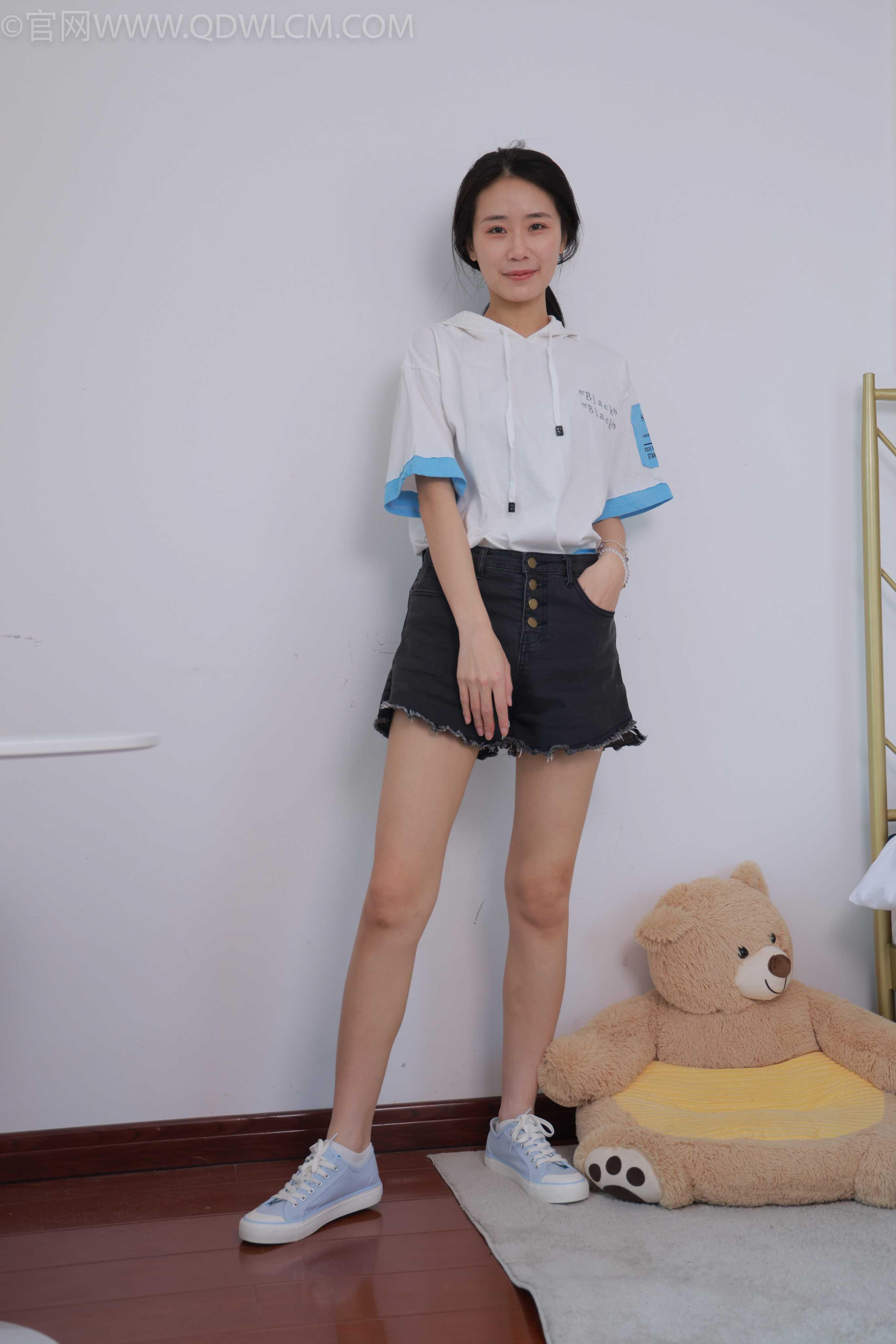 物恋传媒 NO.1523 菜菜-心中的白月光 [186P+1V／3.52GB]