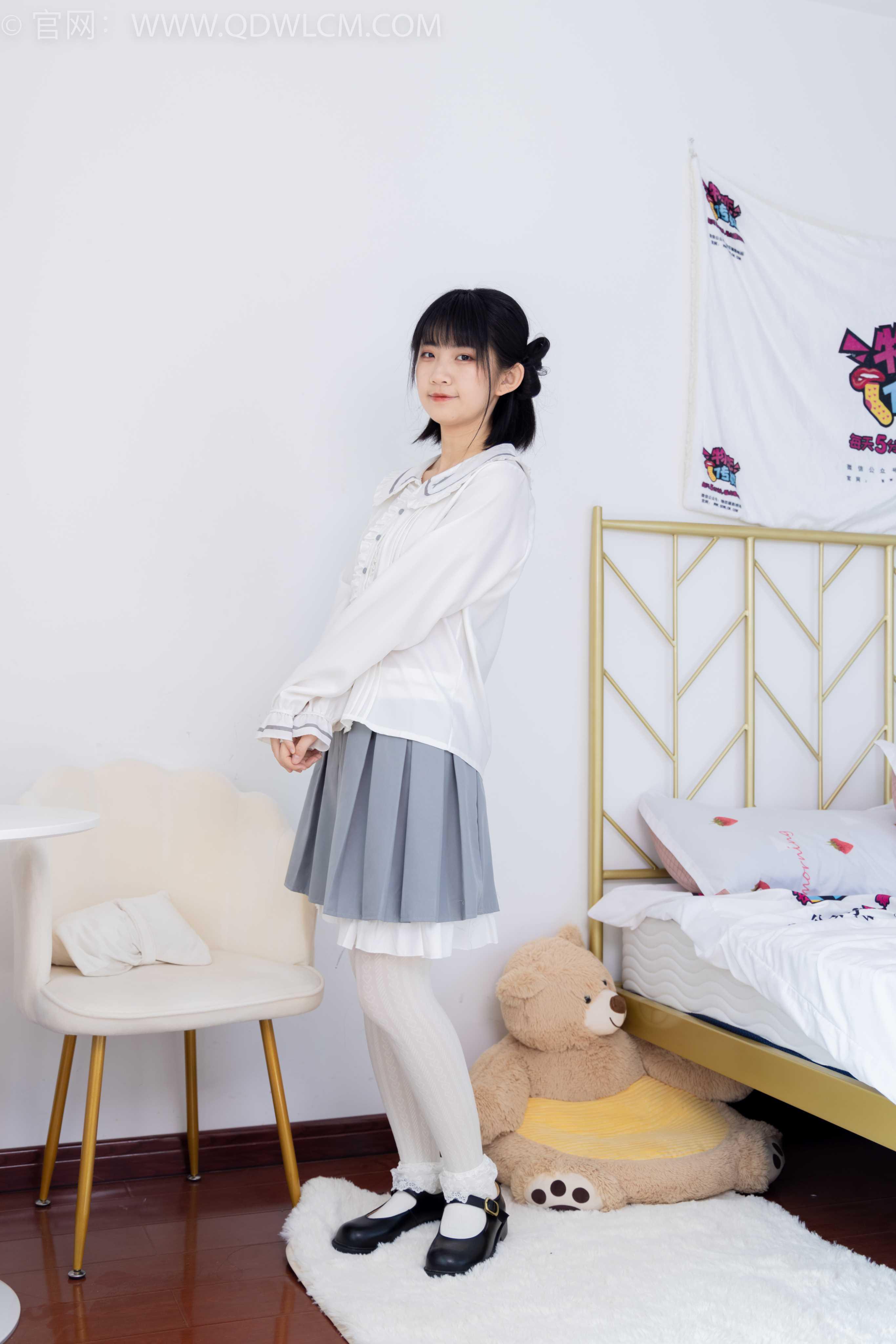物恋传媒 NO.1528 暗月-夏日葡萄 [150P+1V／3.25GB]